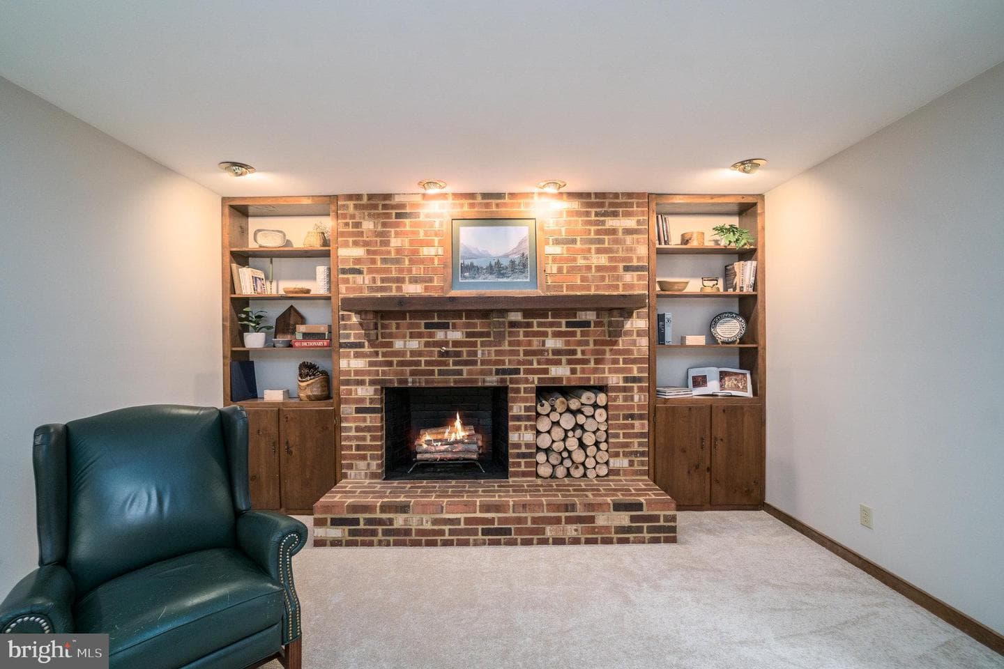 134 Hamlin Drive photo 6