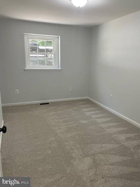 15 Twin Oaks Drive photo 9