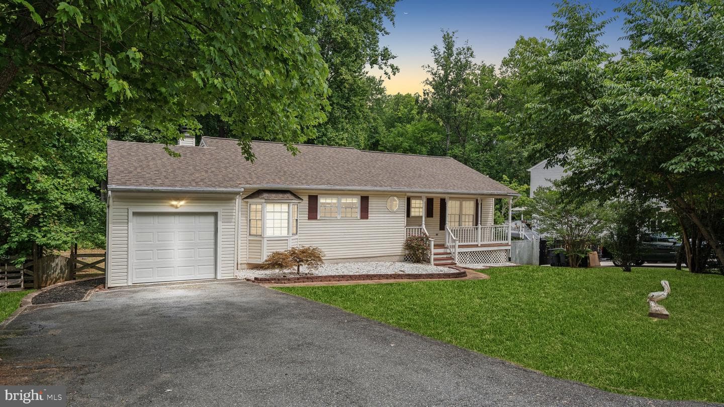 9 Rocky Stone Drive photo 3