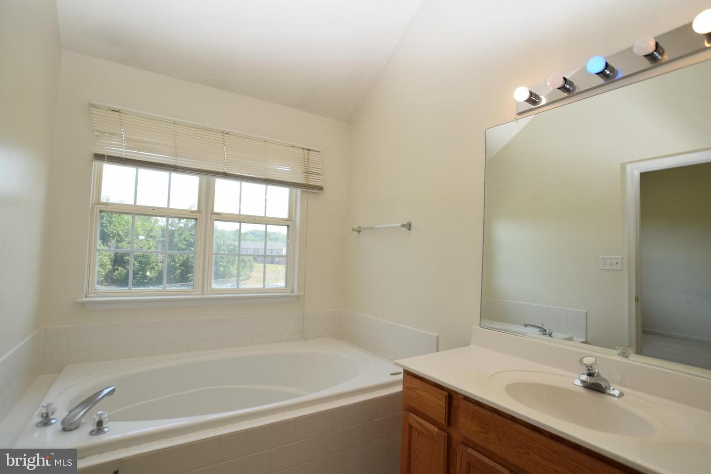 602 Torbert Loop photo 10