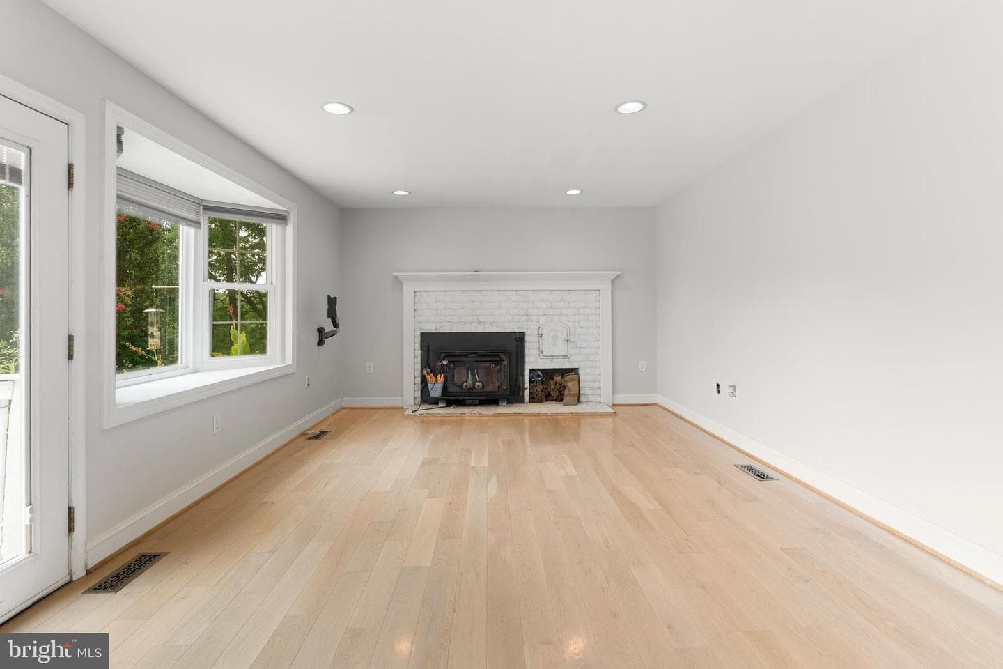 215 Stern Cove photo 17