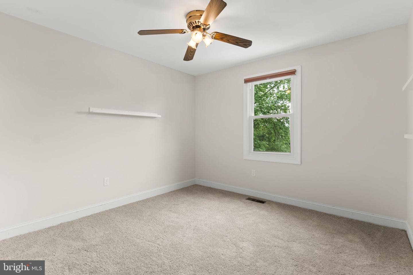 215 Stern Cove photo 29