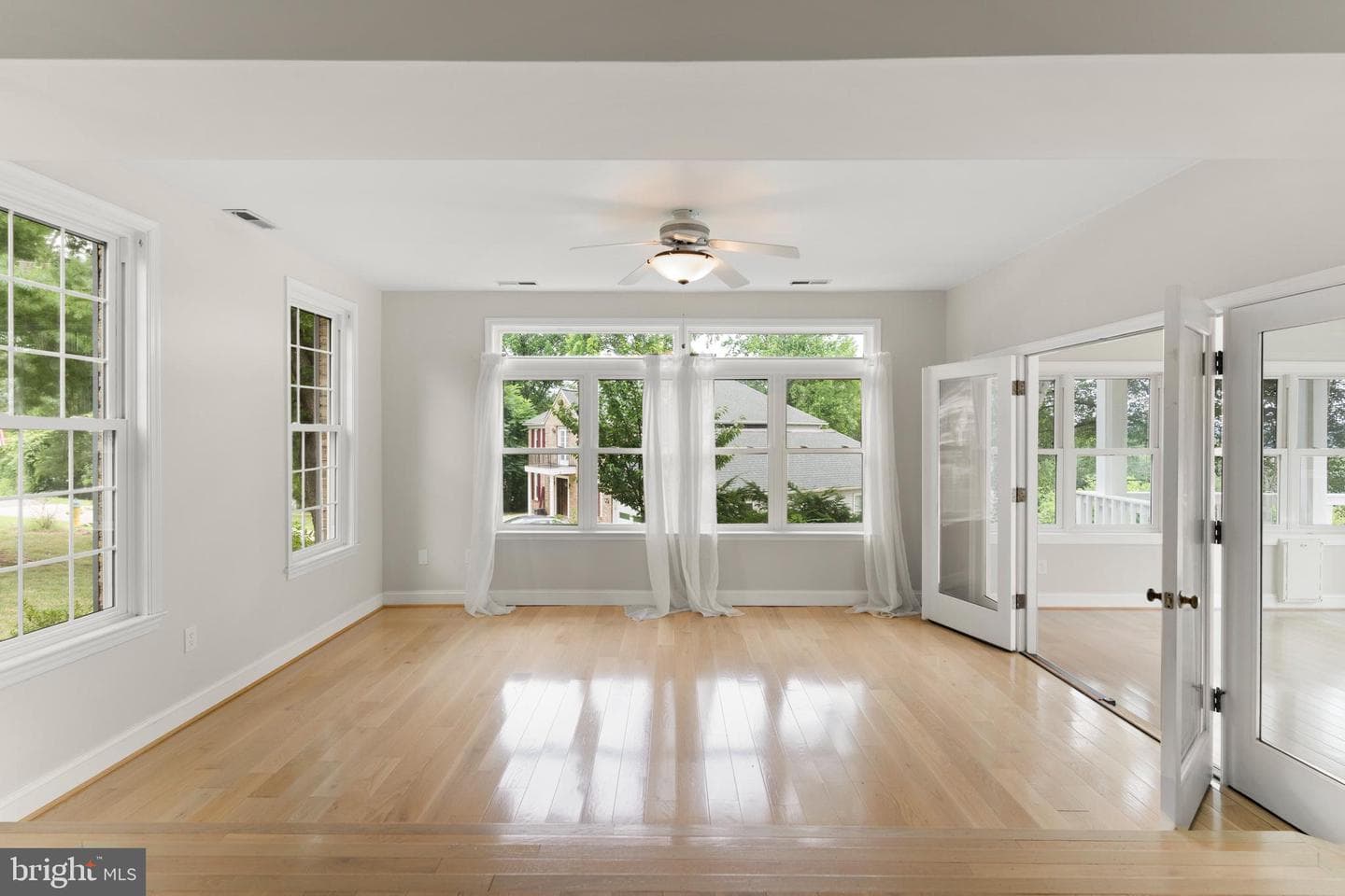 215 Stern Cove photo 7