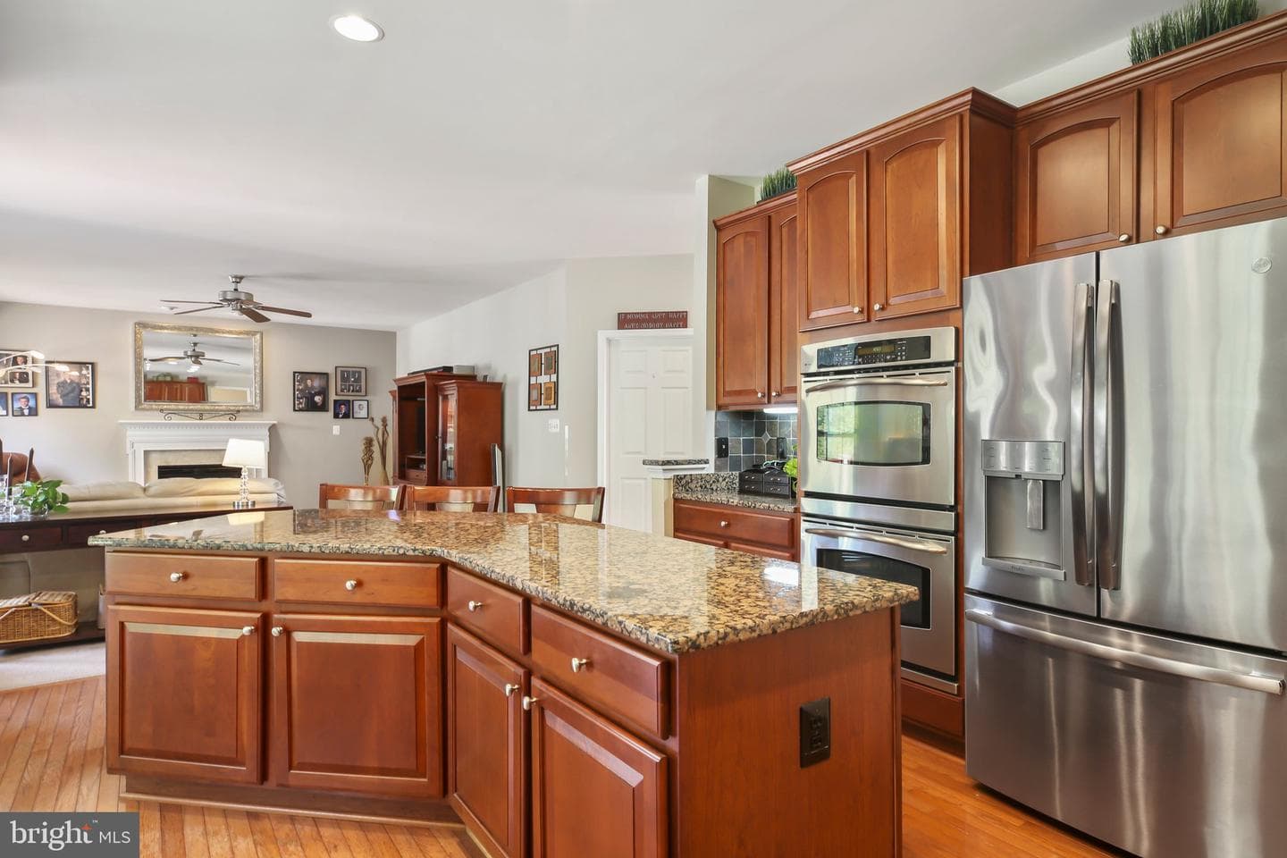 11 Temple Drive photo 10