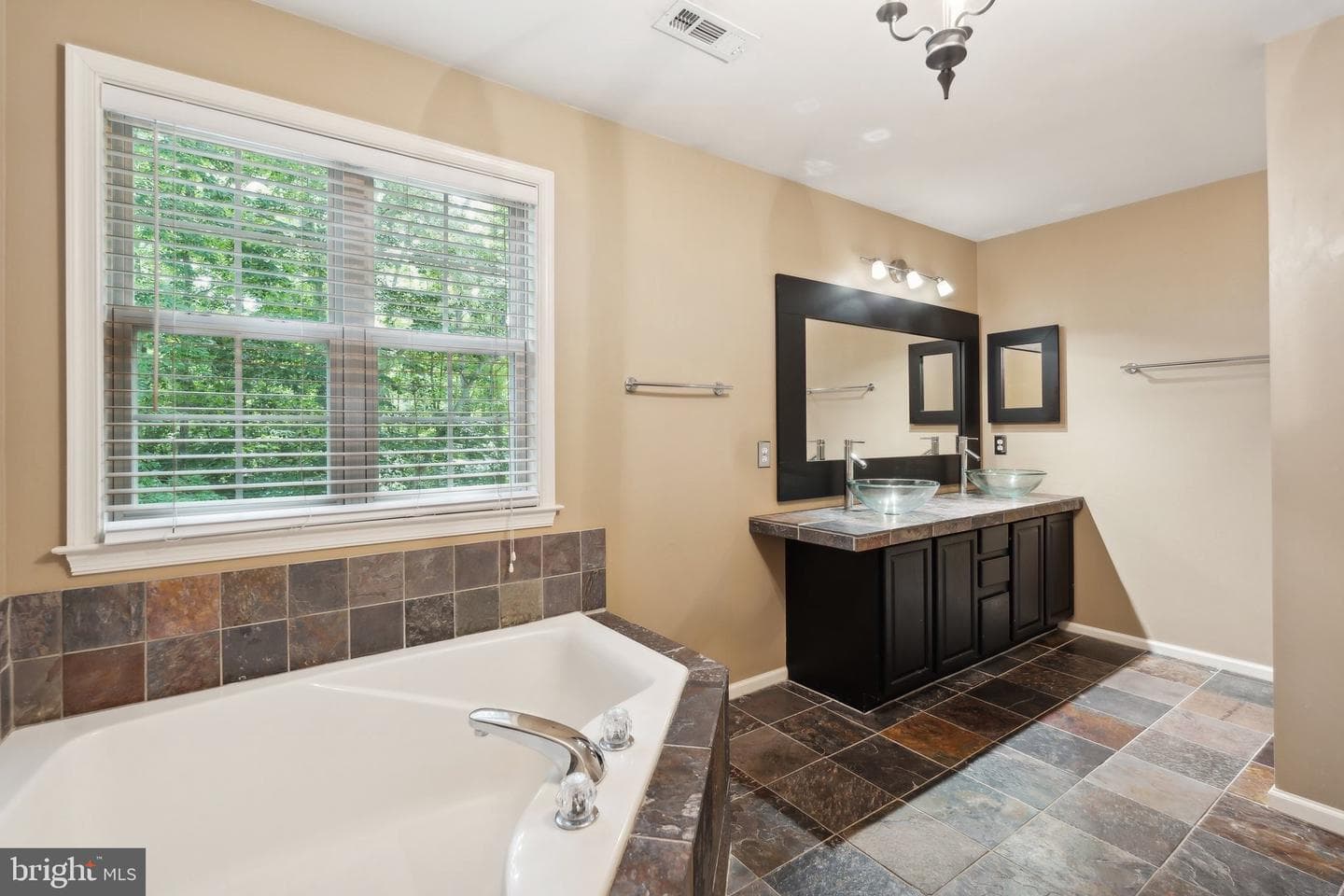 131 Brush Everard Court photo 21