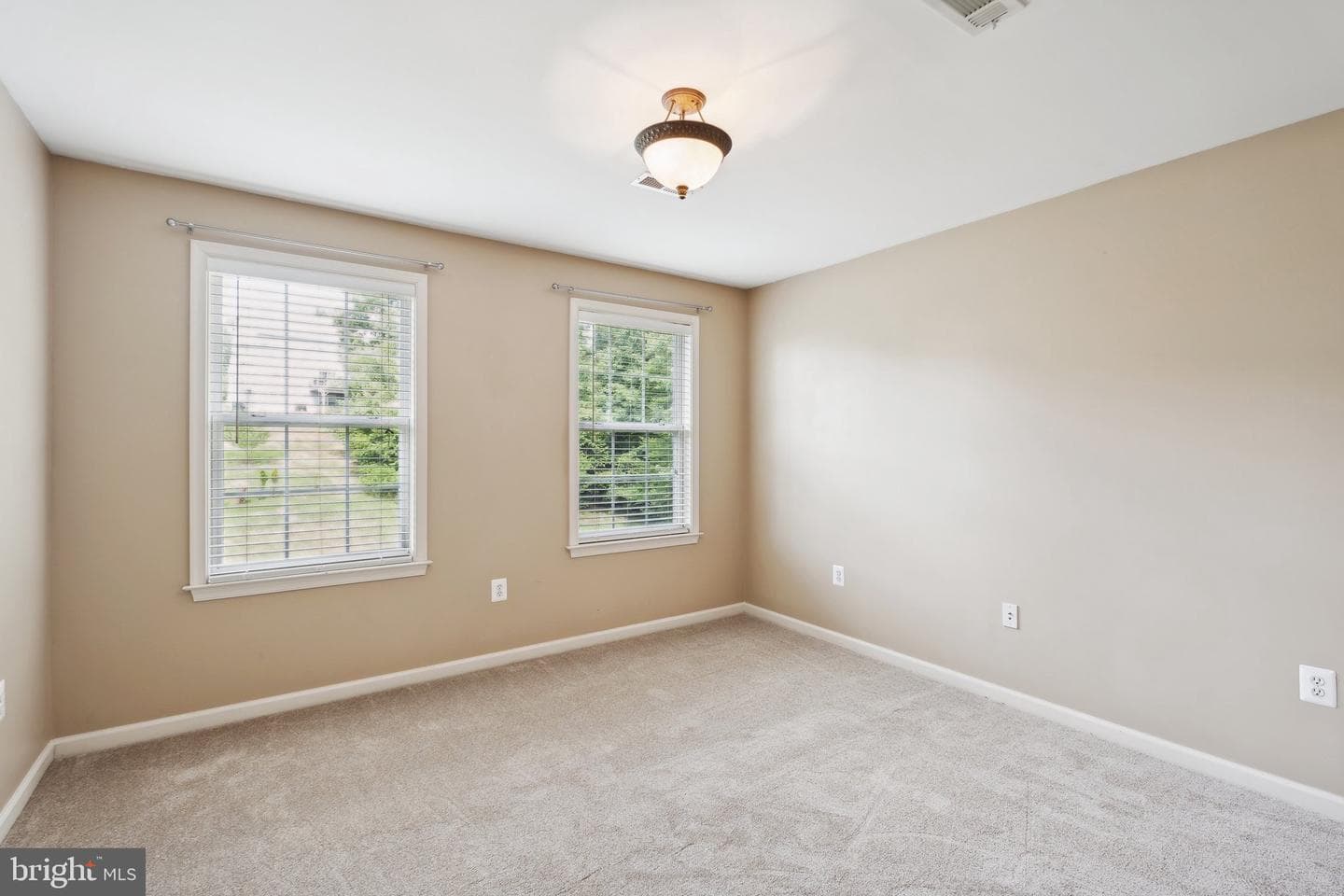 131 Brush Everard Court photo 24