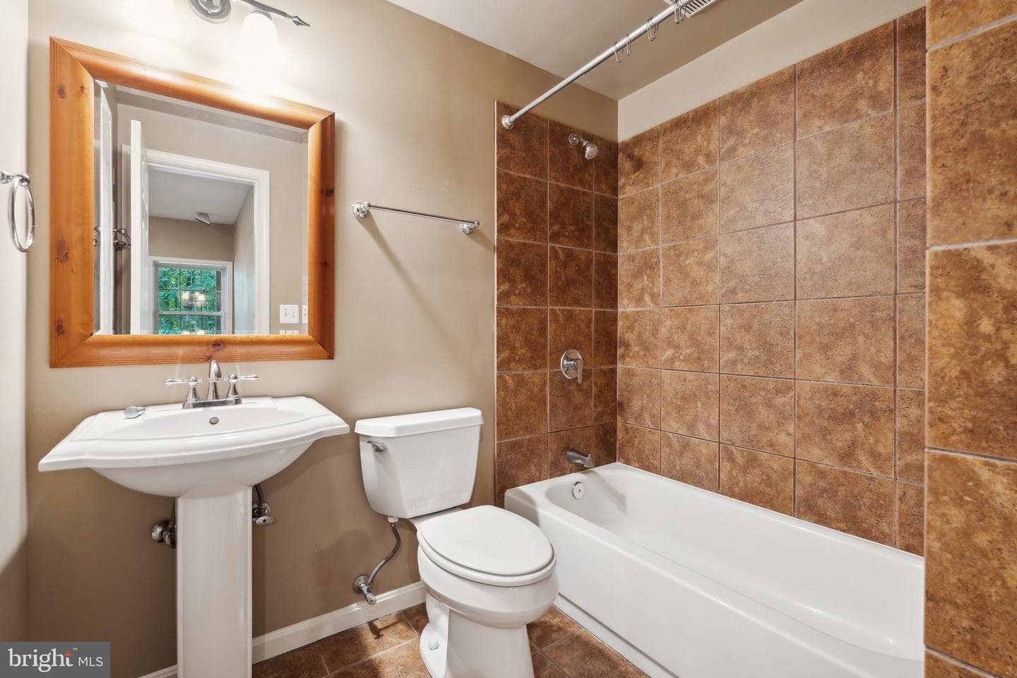 131 Brush Everard Court photo 31