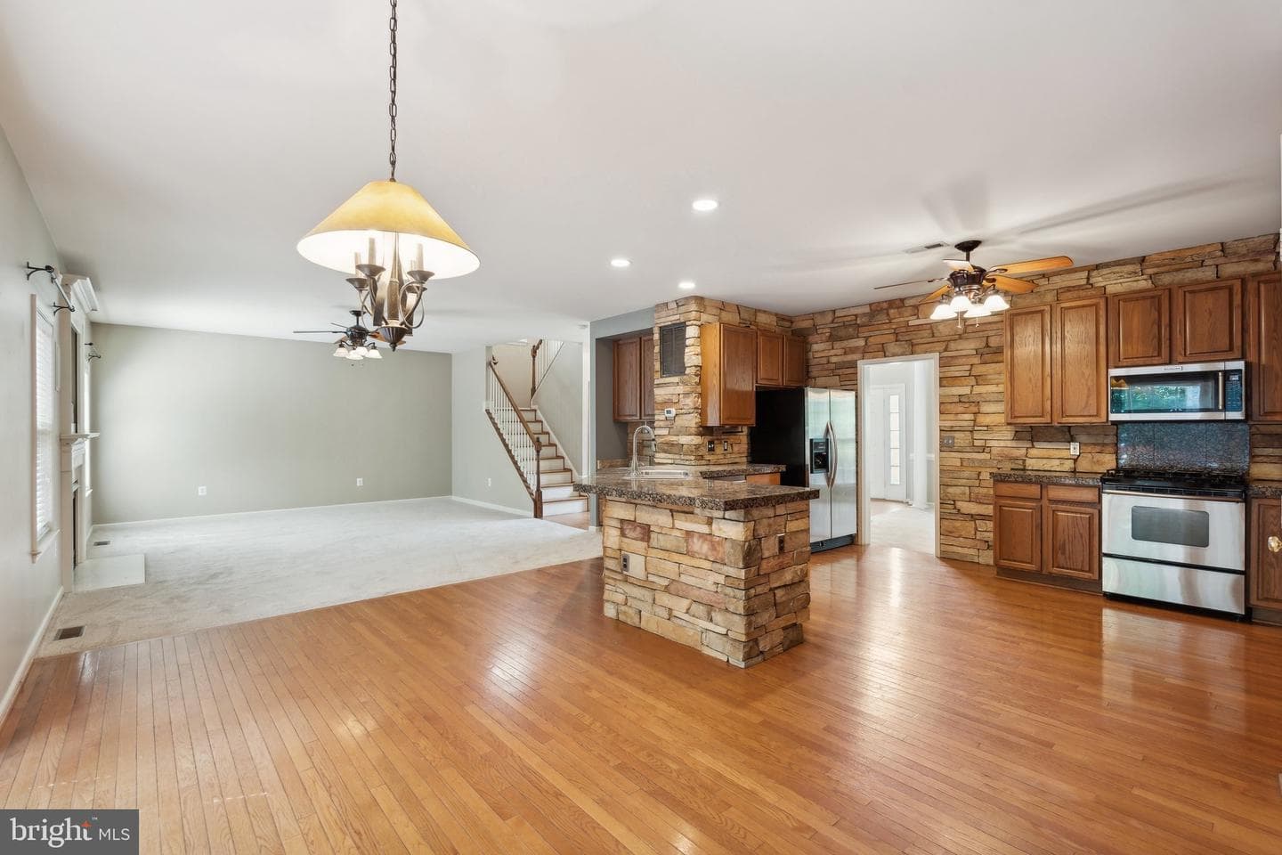 131 Brush Everard Court photo 6