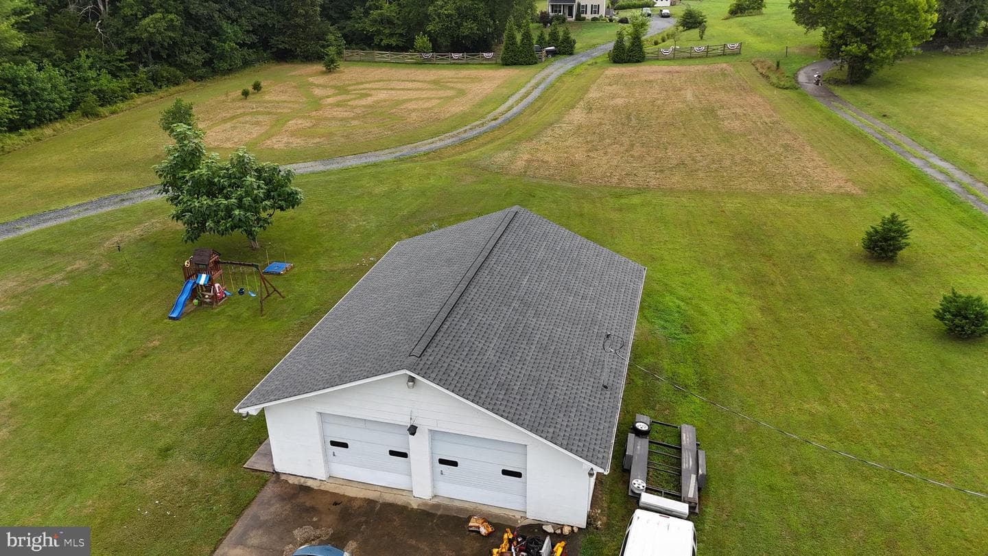 1437 Hartwood Road photo 15