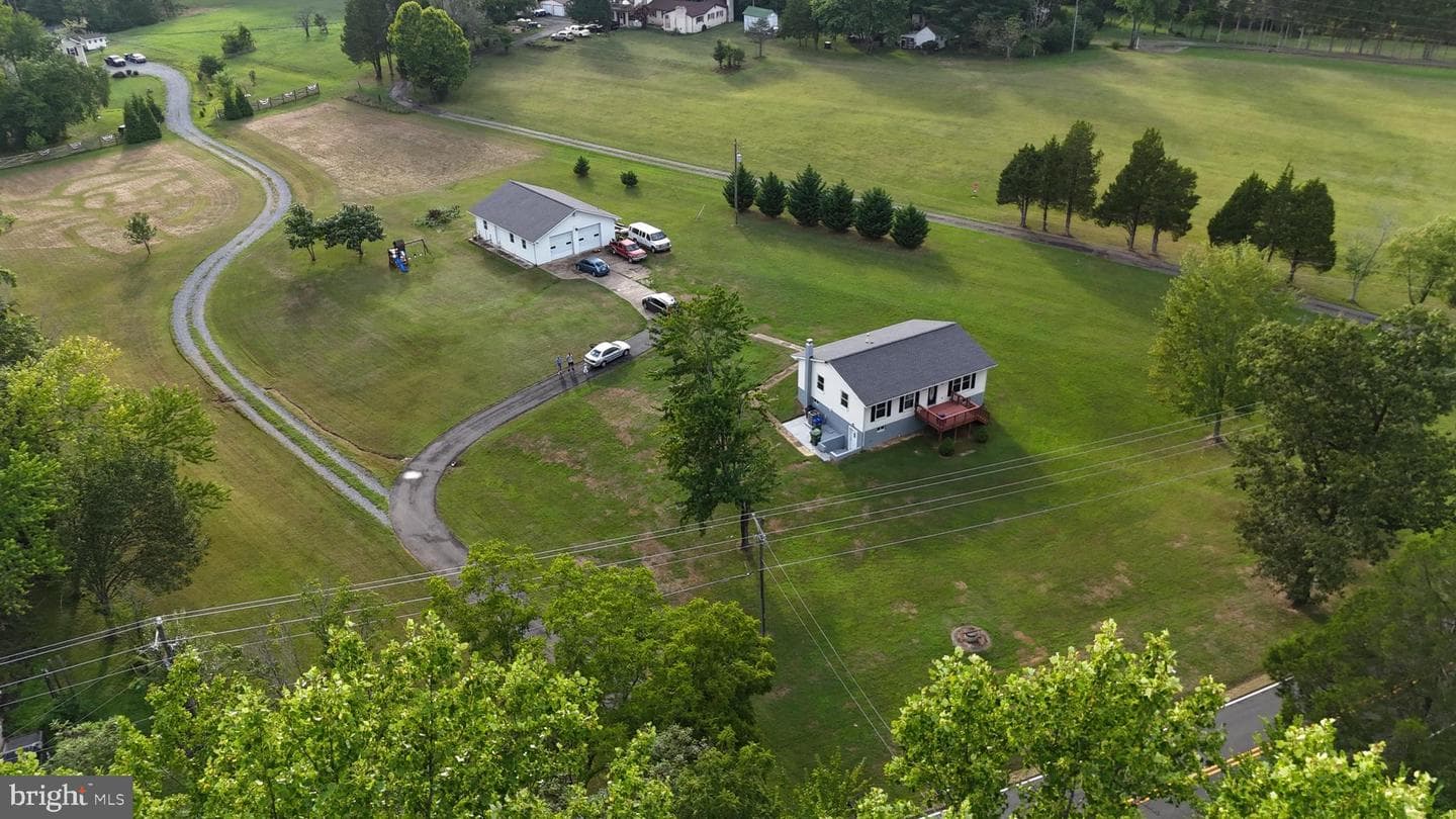 1437 Hartwood Road photo 18