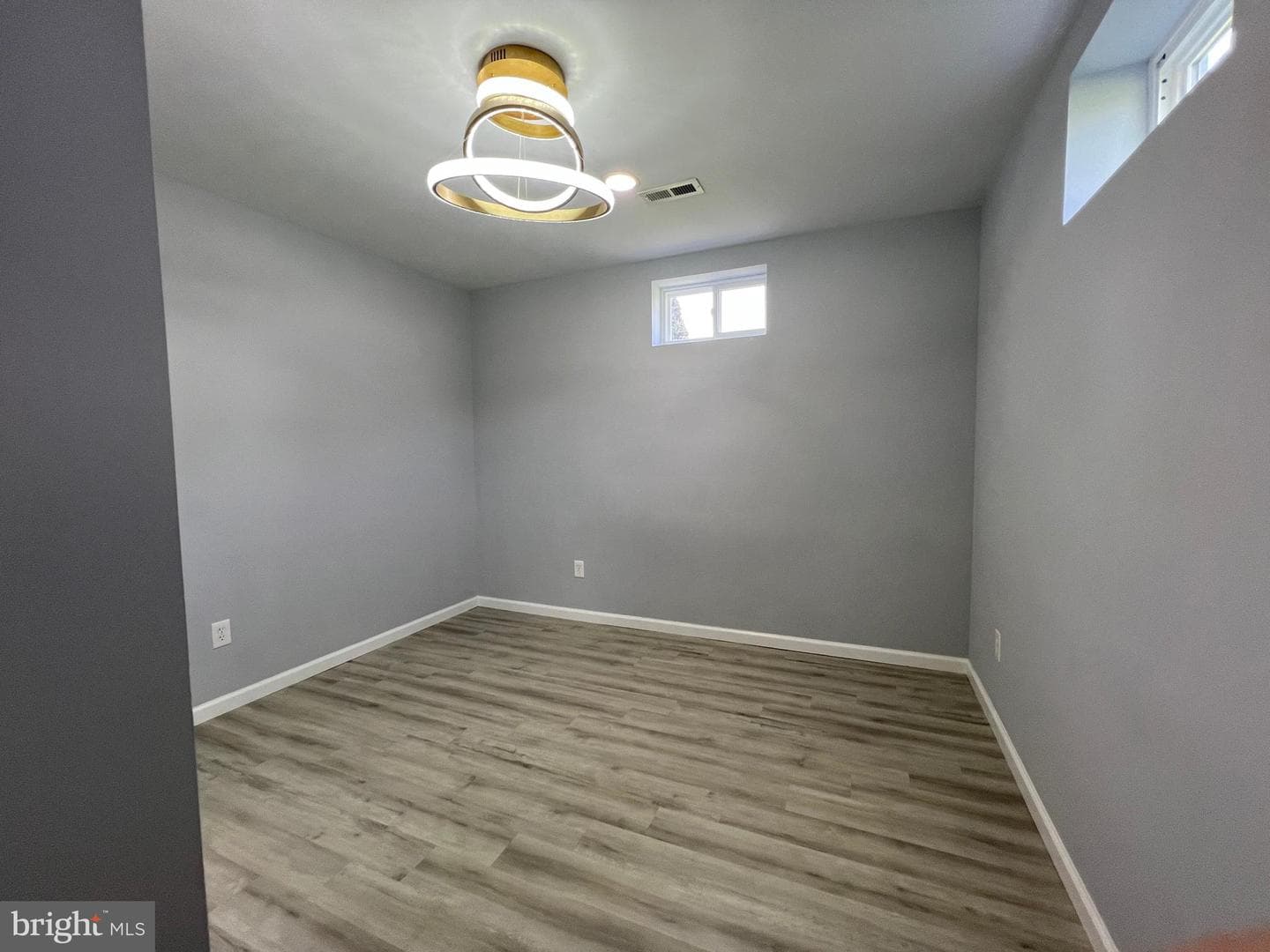 1437 Hartwood Road photo 45