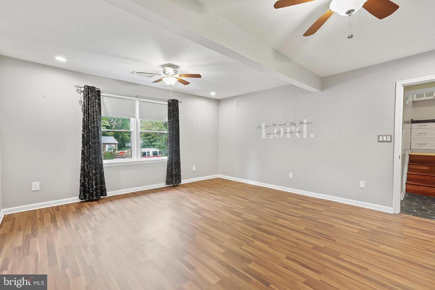 6 Hickory Ridge Drive photo 2