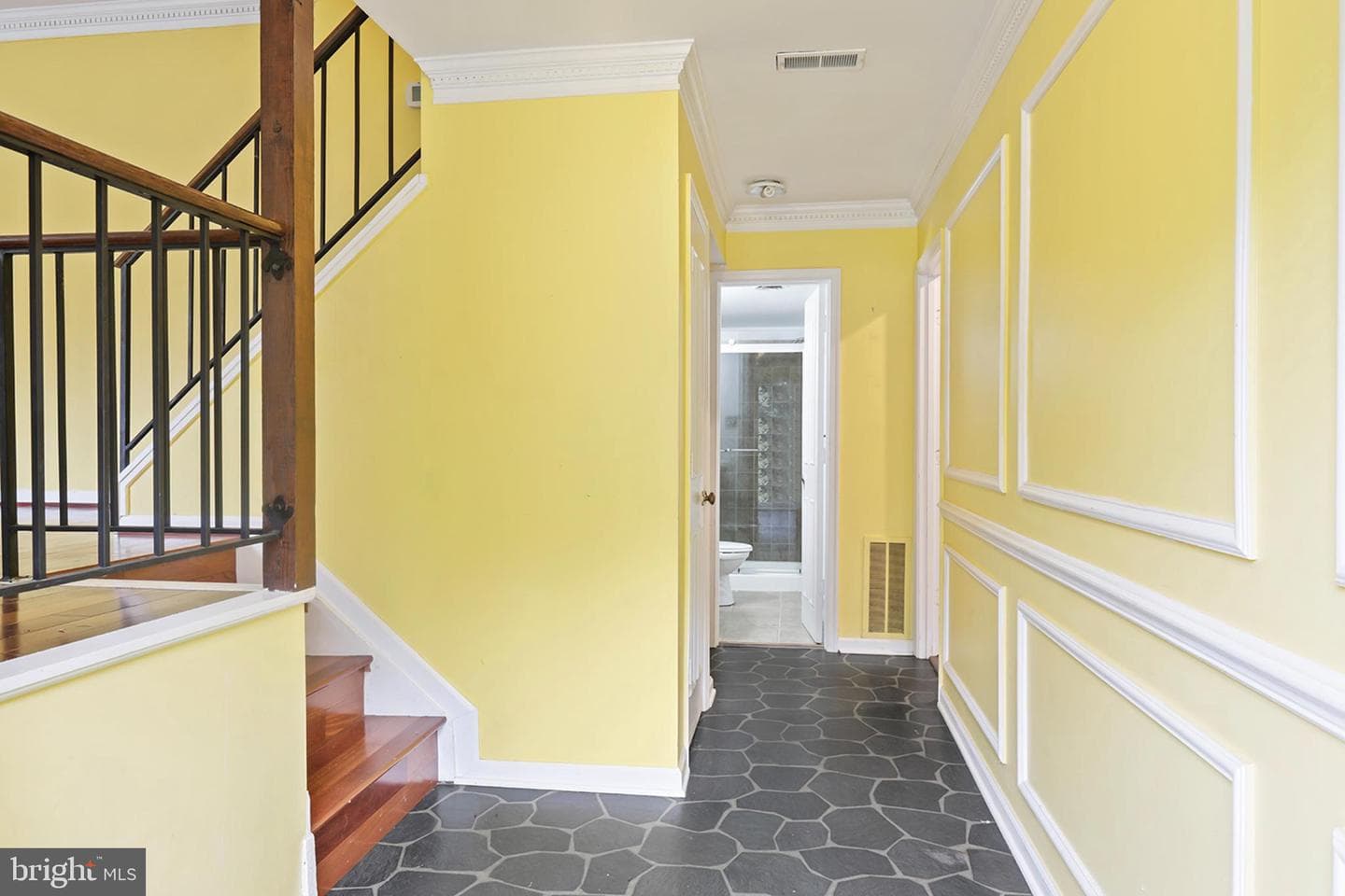 6 Hickory Ridge Drive photo 3