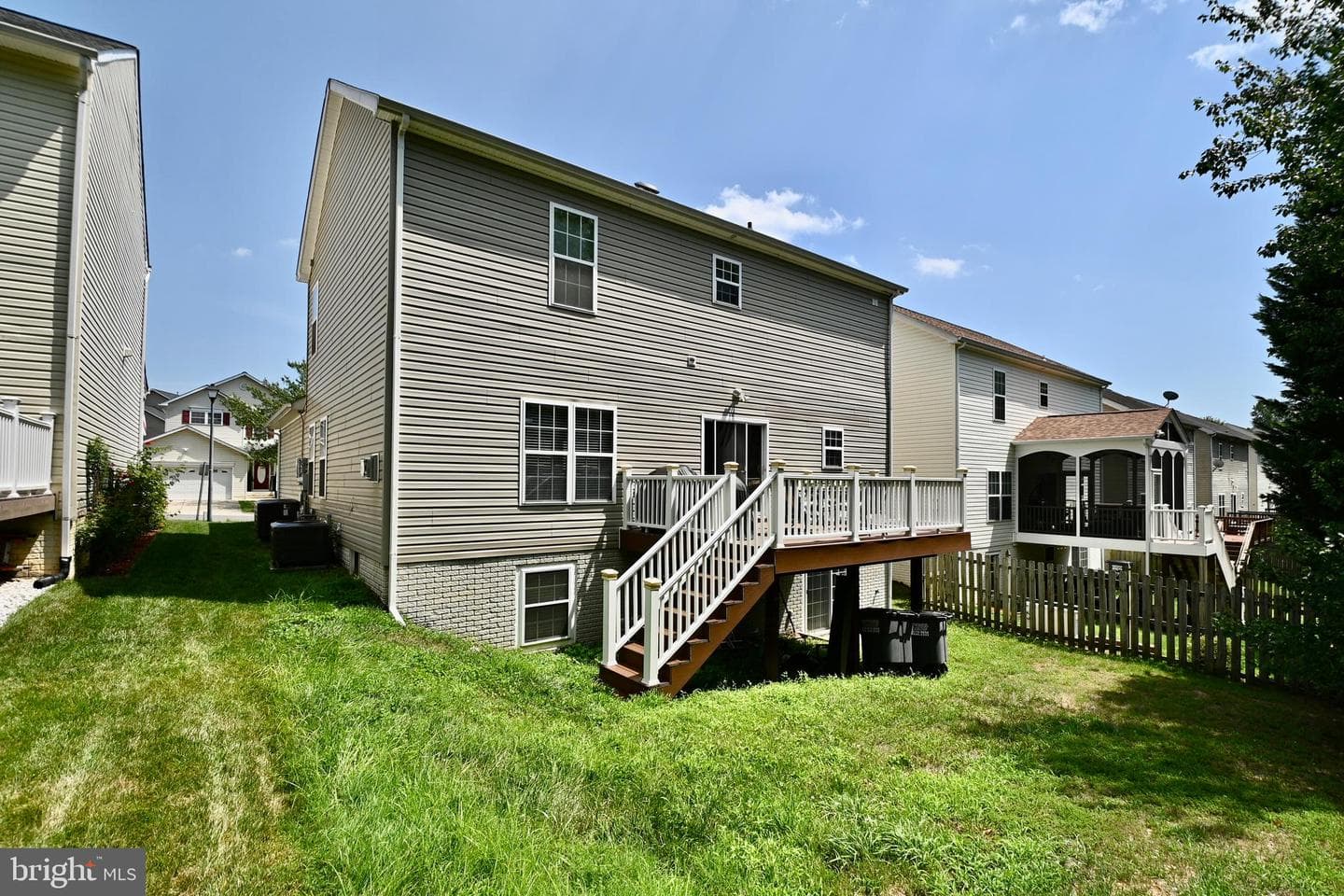 81 Glacier Way photo 29