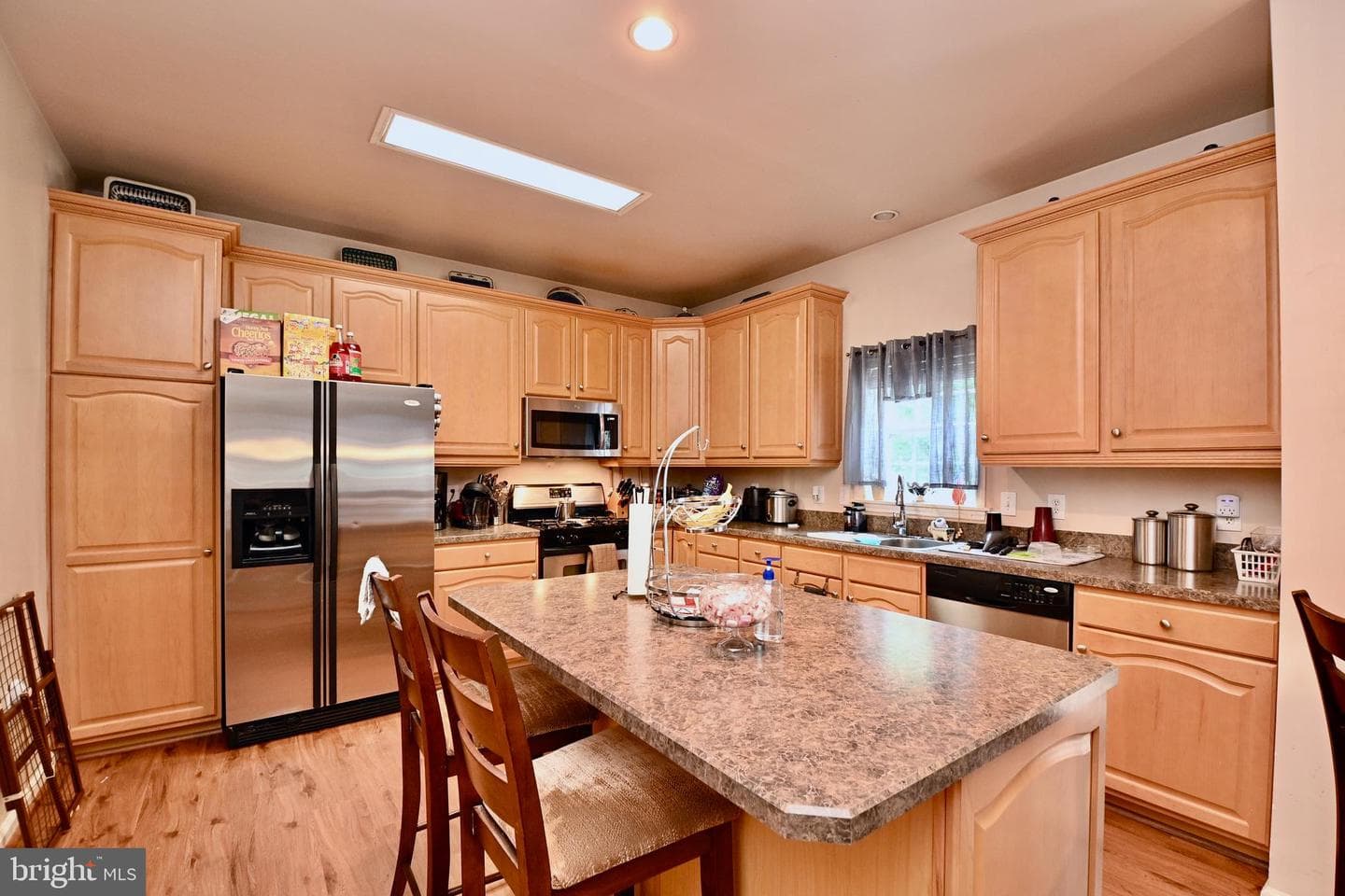 81 Glacier Way photo 3