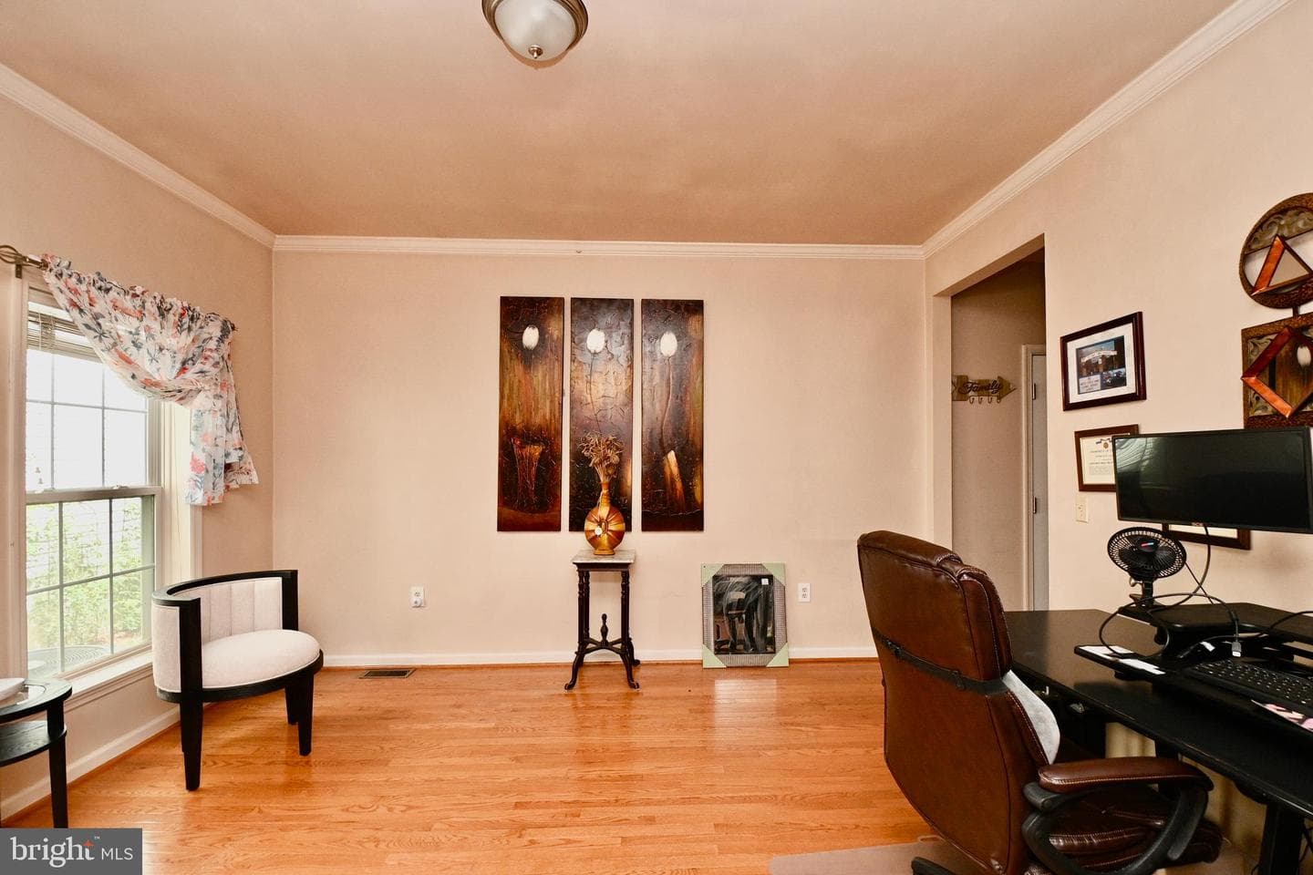 81 Glacier Way photo 5