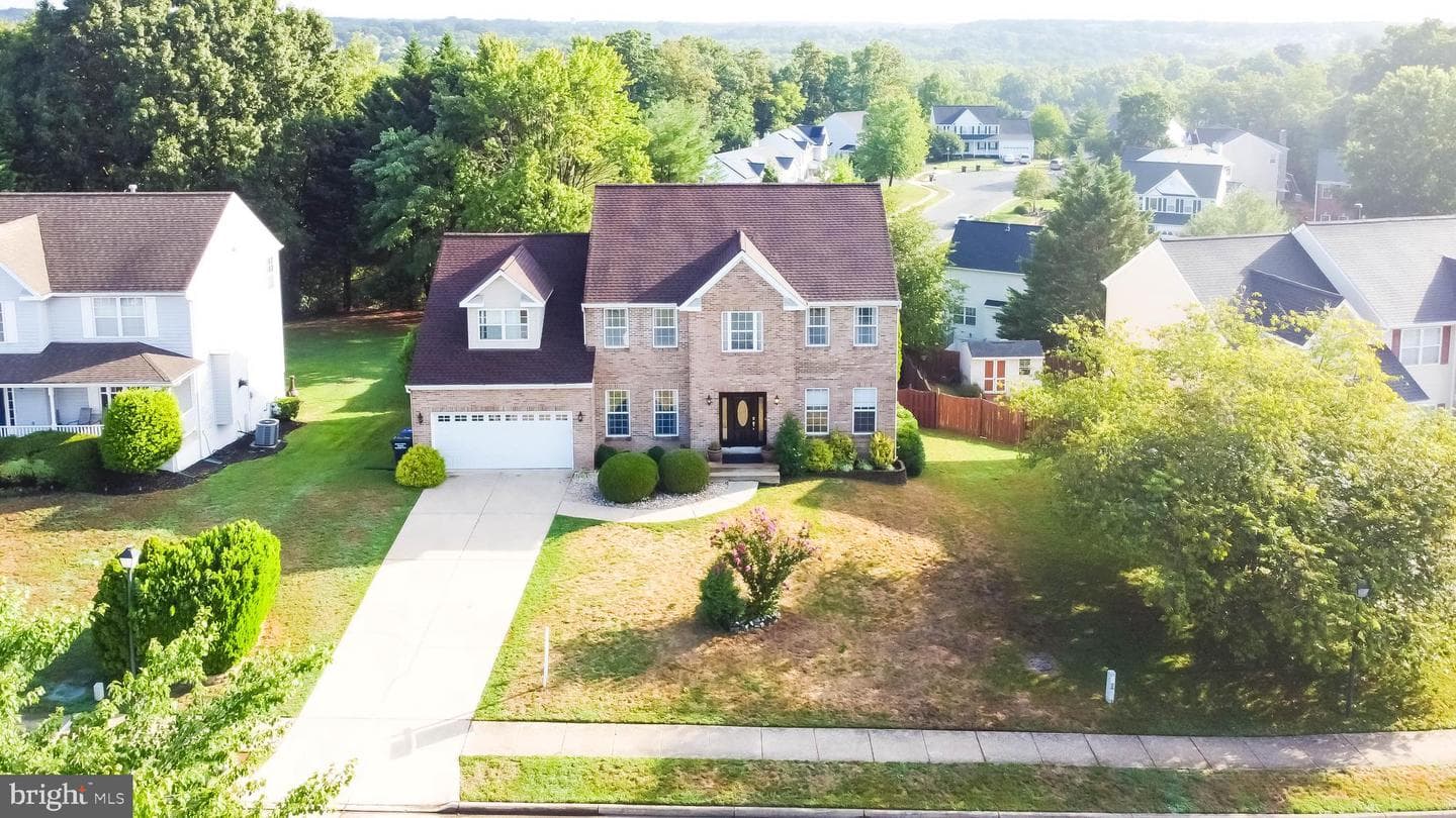 6 Nassau Court photo 2