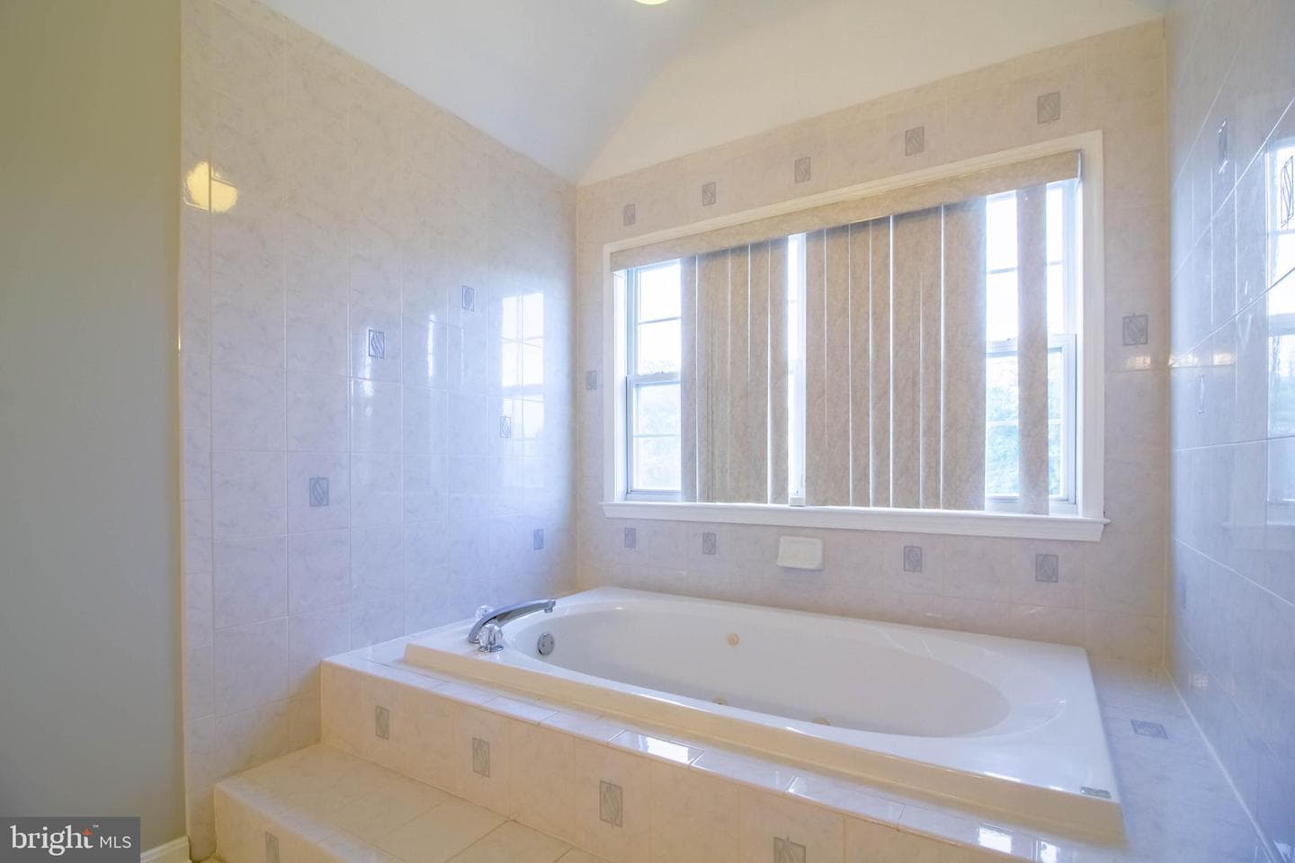 6 Nassau Court photo 62