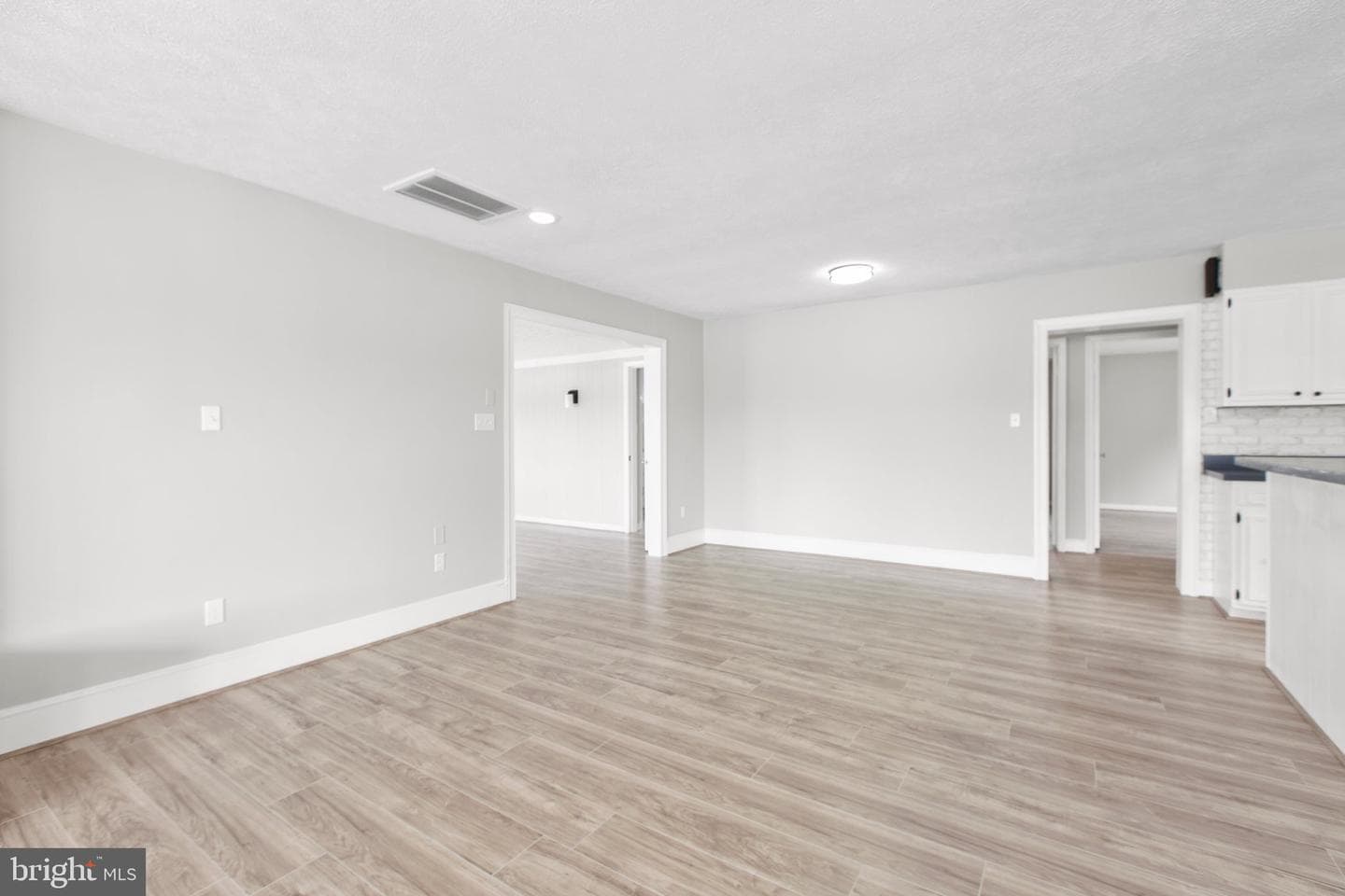 65 Woodrow Drive photo 43