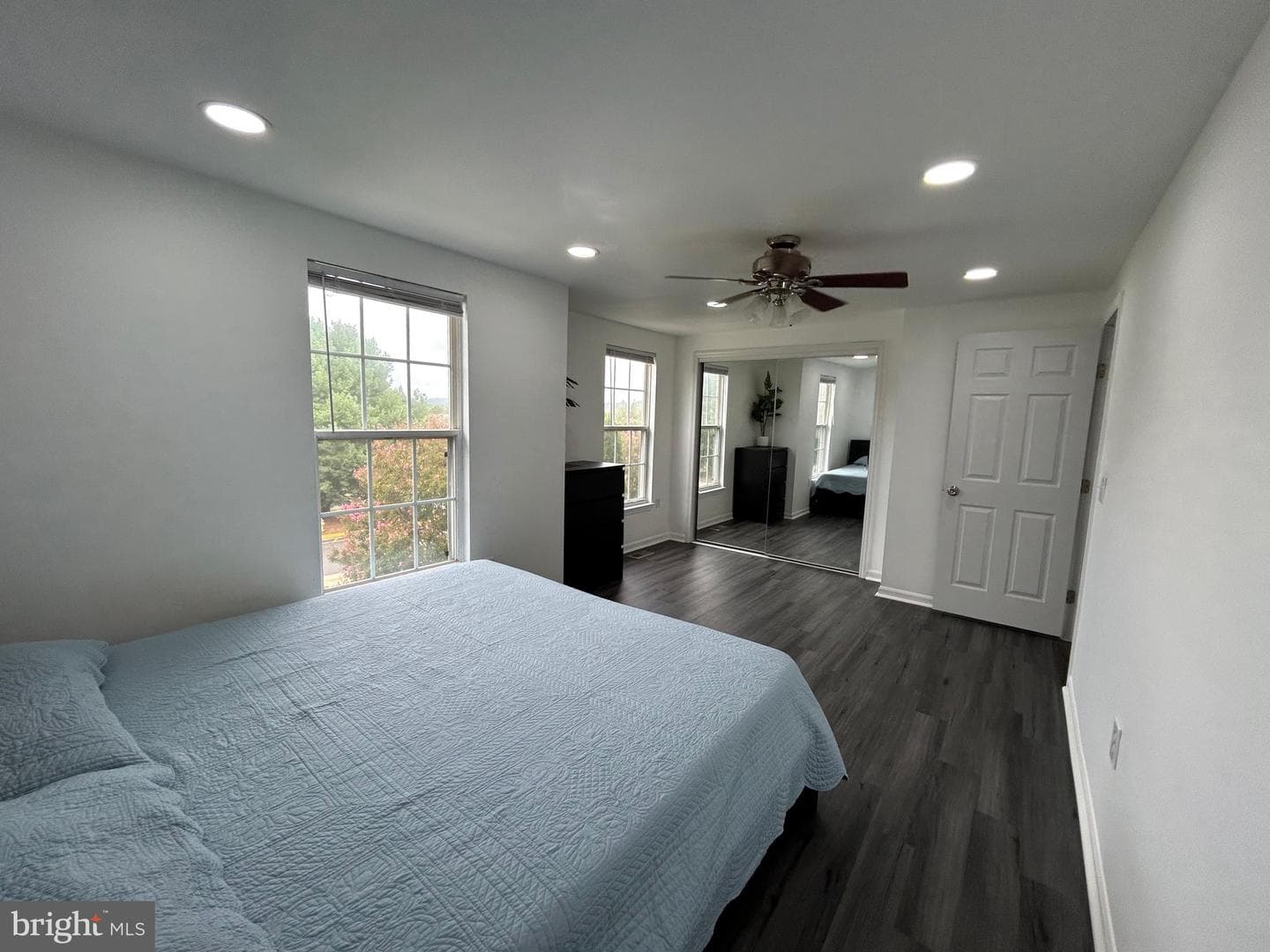 102 Sedgwick Court photo 29
