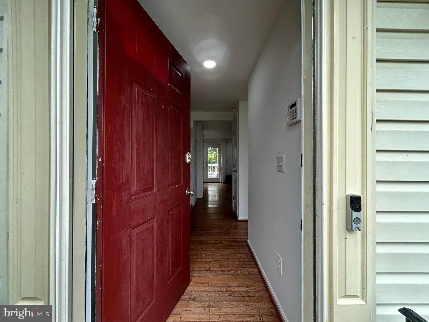 102 Sedgwick Court photo 5