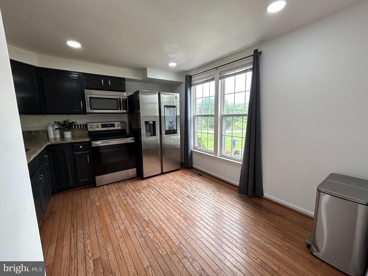 102 Sedgwick Court photo 7