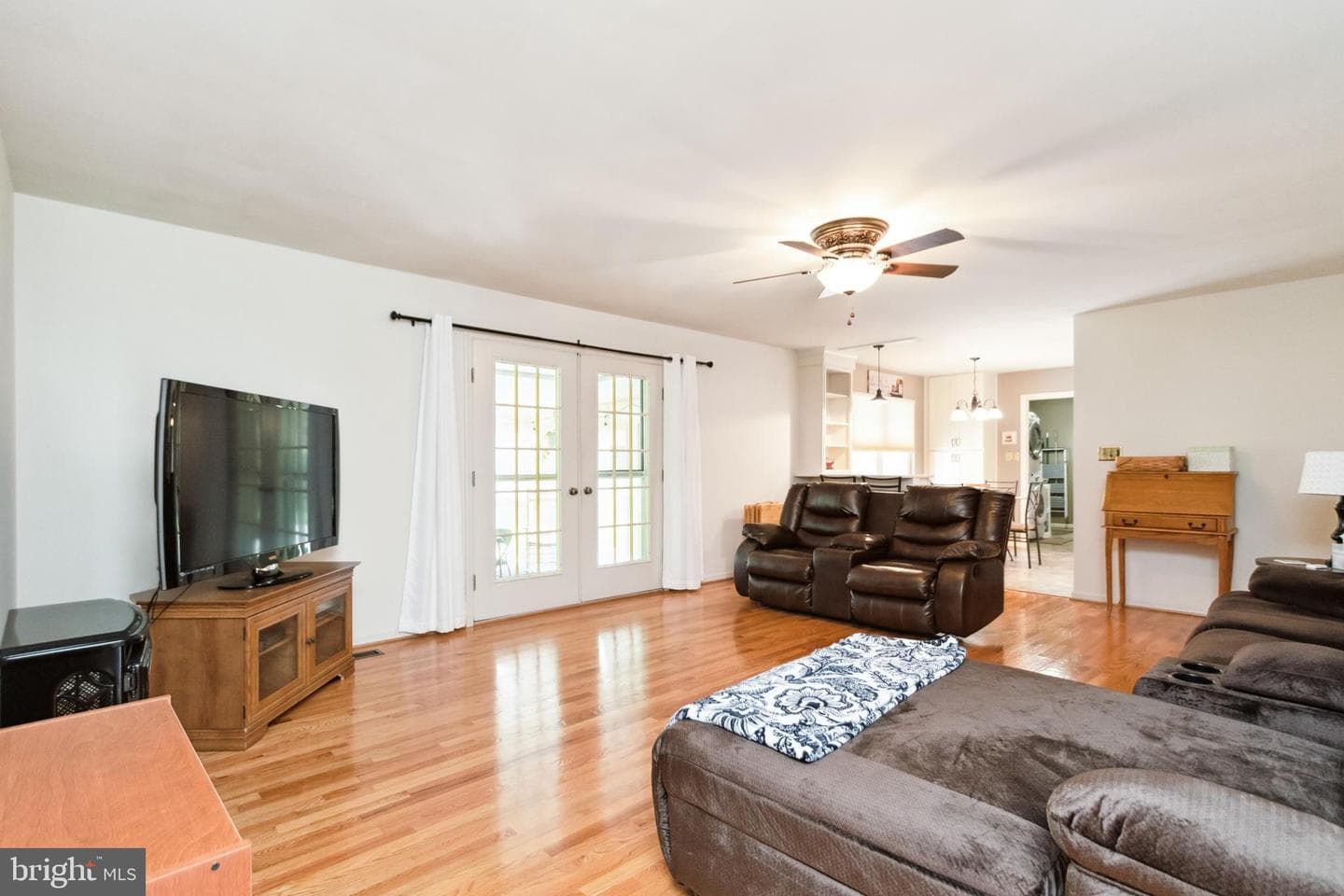 18 Hamlin Drive photo 11
