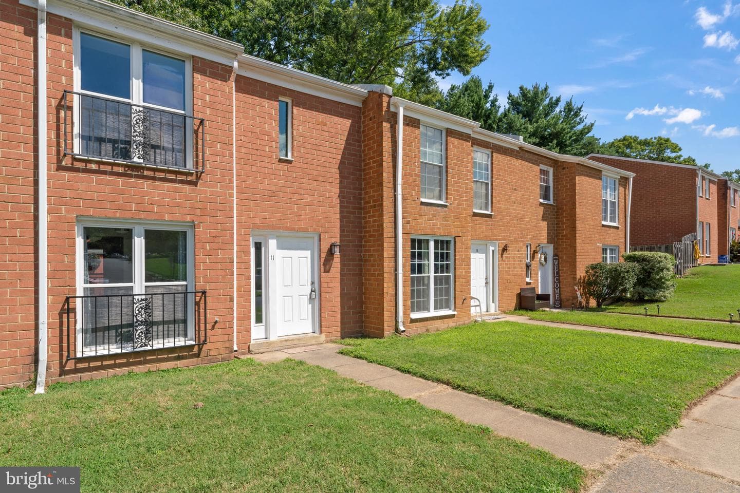 11 Oak Drive photo 2