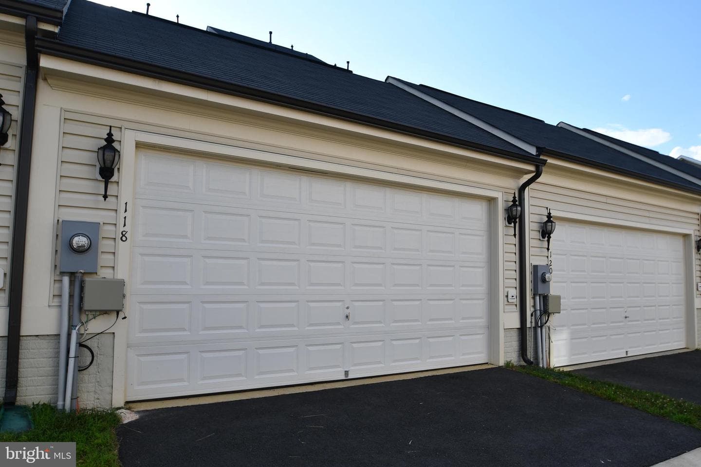 118 Apricot Street photo 2
