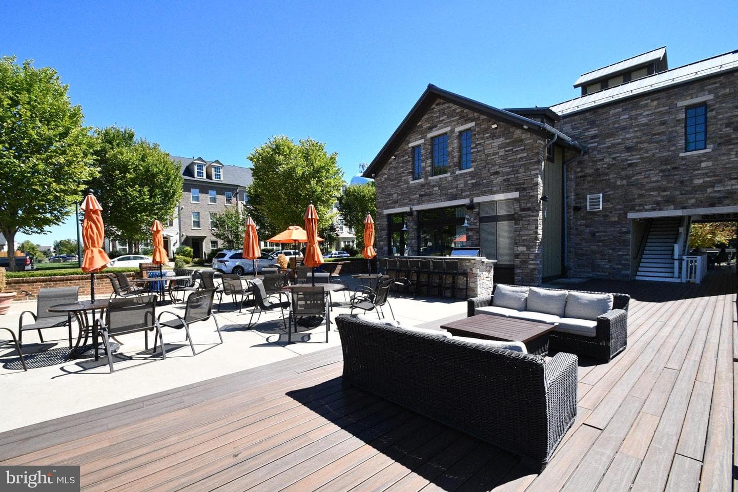 118 Apricot Street photo 7