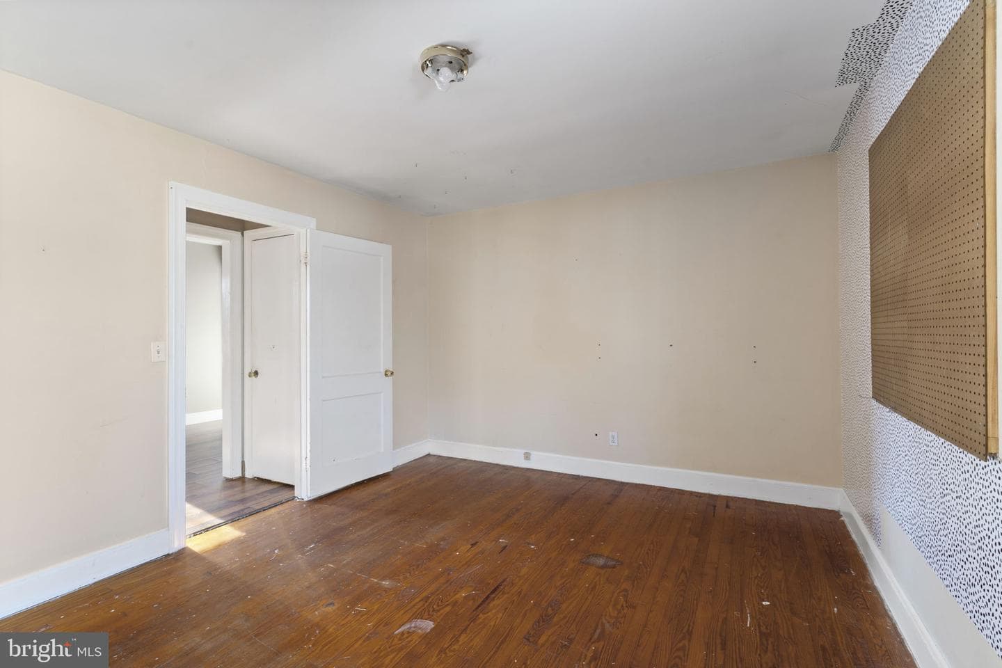 391 Courthouse Road photo 18