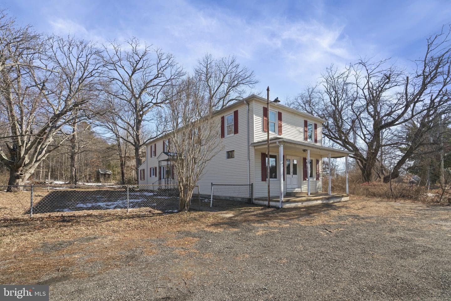 391 Courthouse Road photo 2