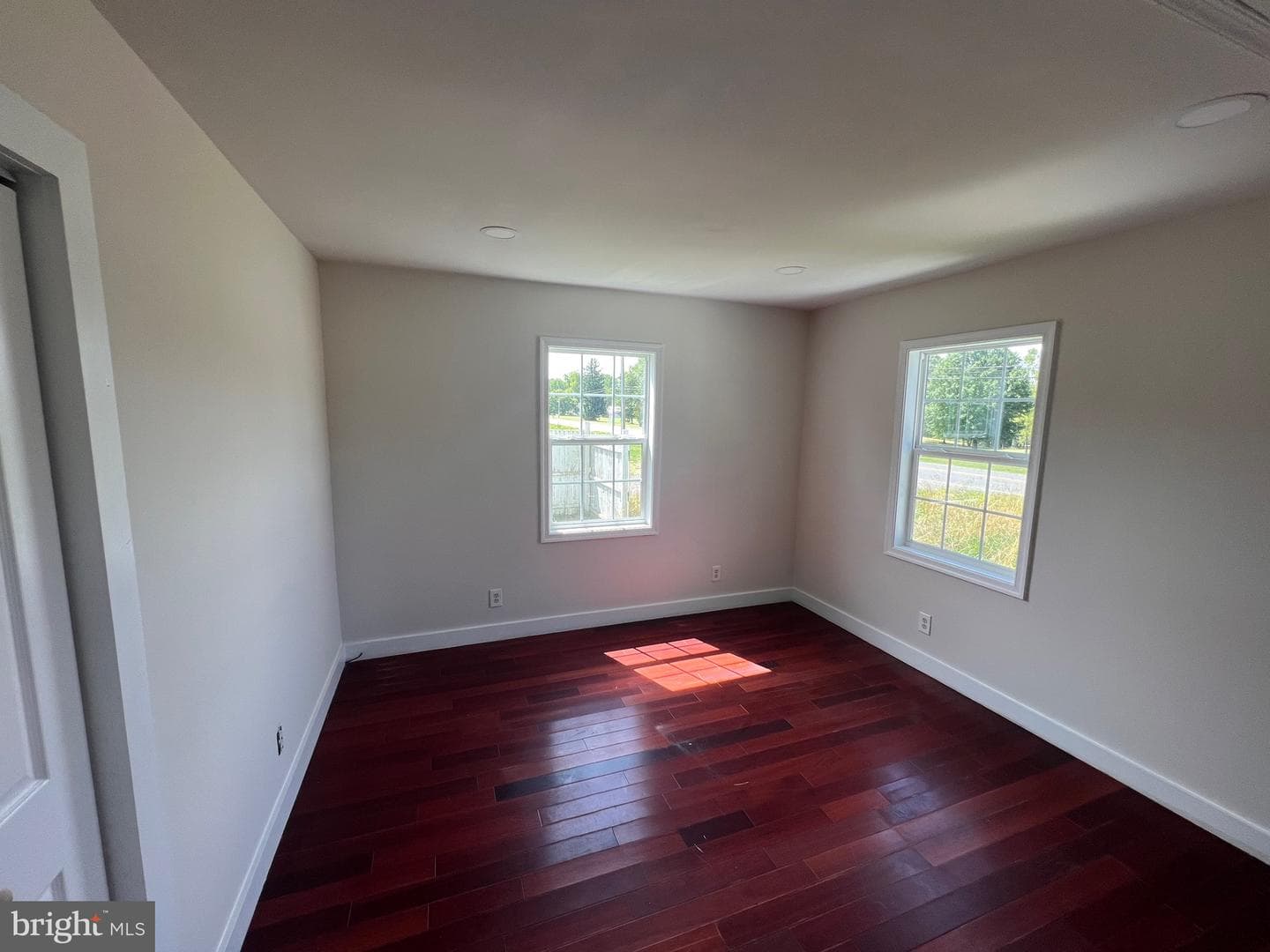 707 White Oak Road photo 11
