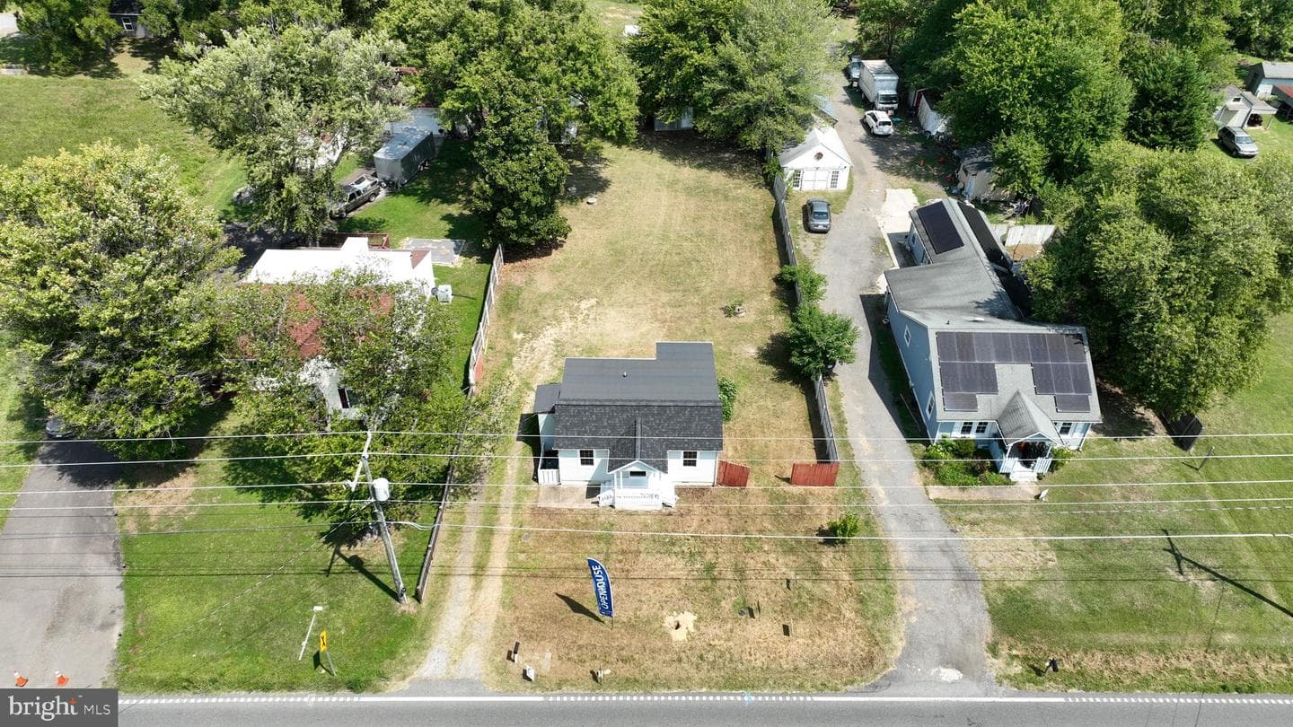 707 White Oak Road photo 2