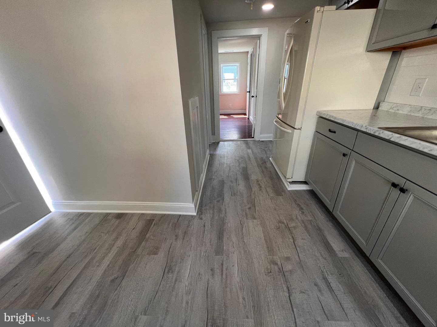 707 White Oak Road photo 9