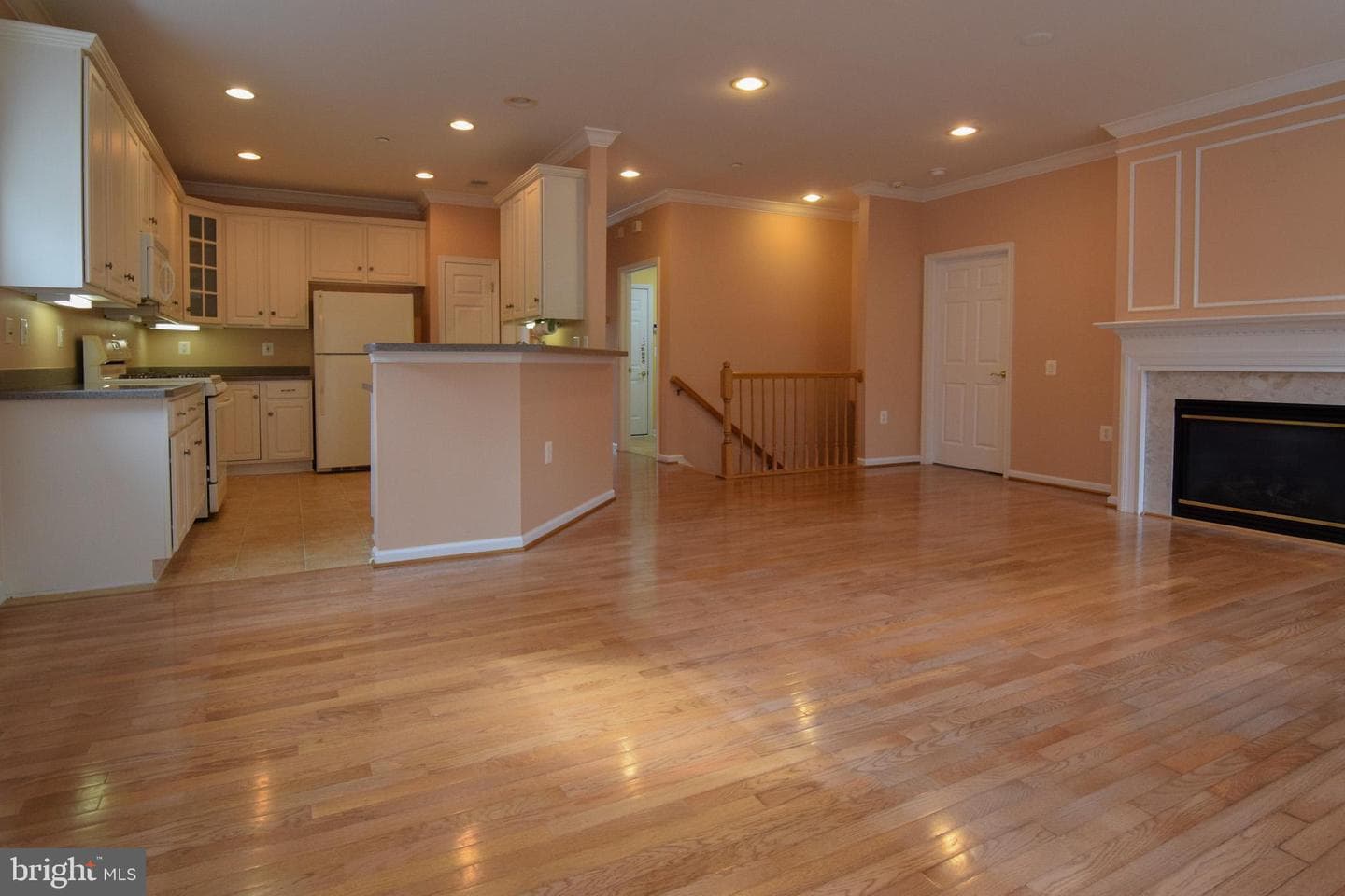 348 Bridgewater Circle photo 19