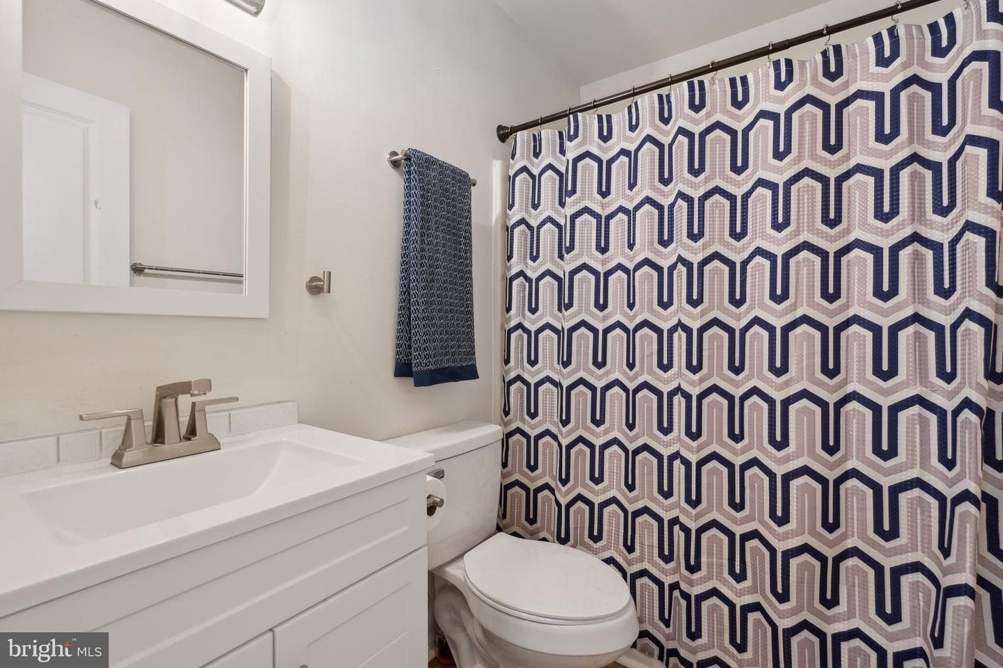 17 Lord Fairfax Drive photo 26