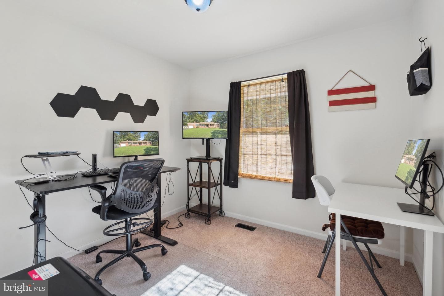17 Lord Fairfax Drive photo 29