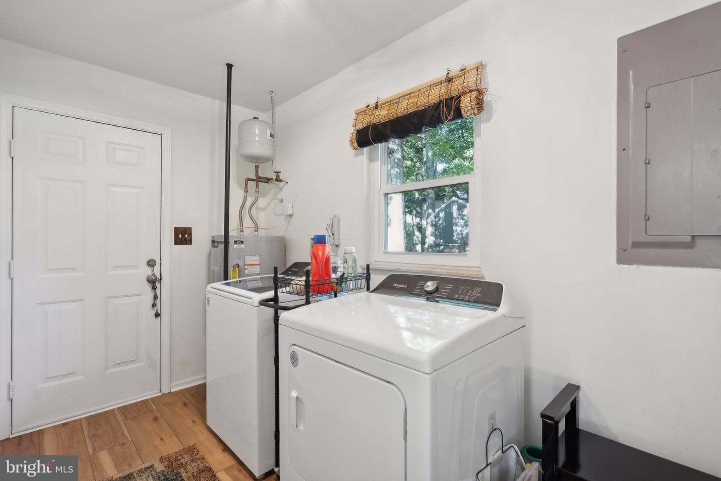 17 Lord Fairfax Drive photo 32