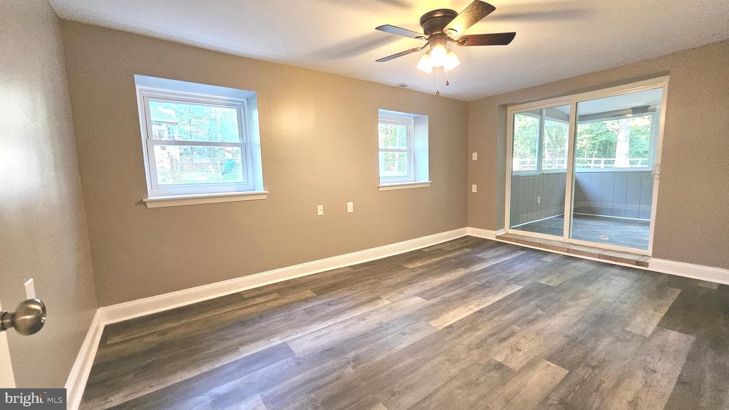 54 Hillcrest Drive photo 20