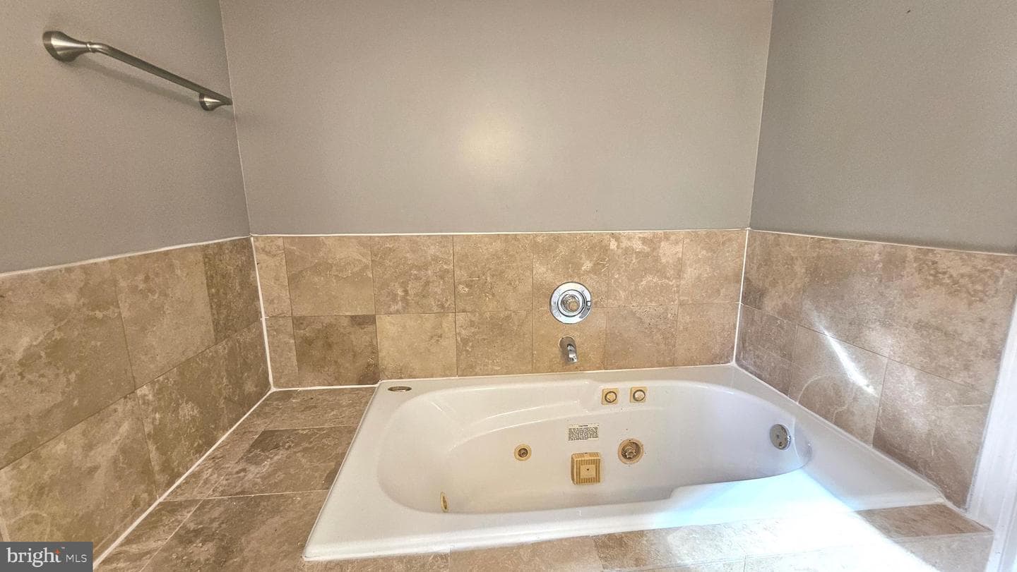 54 Hillcrest Drive photo 24