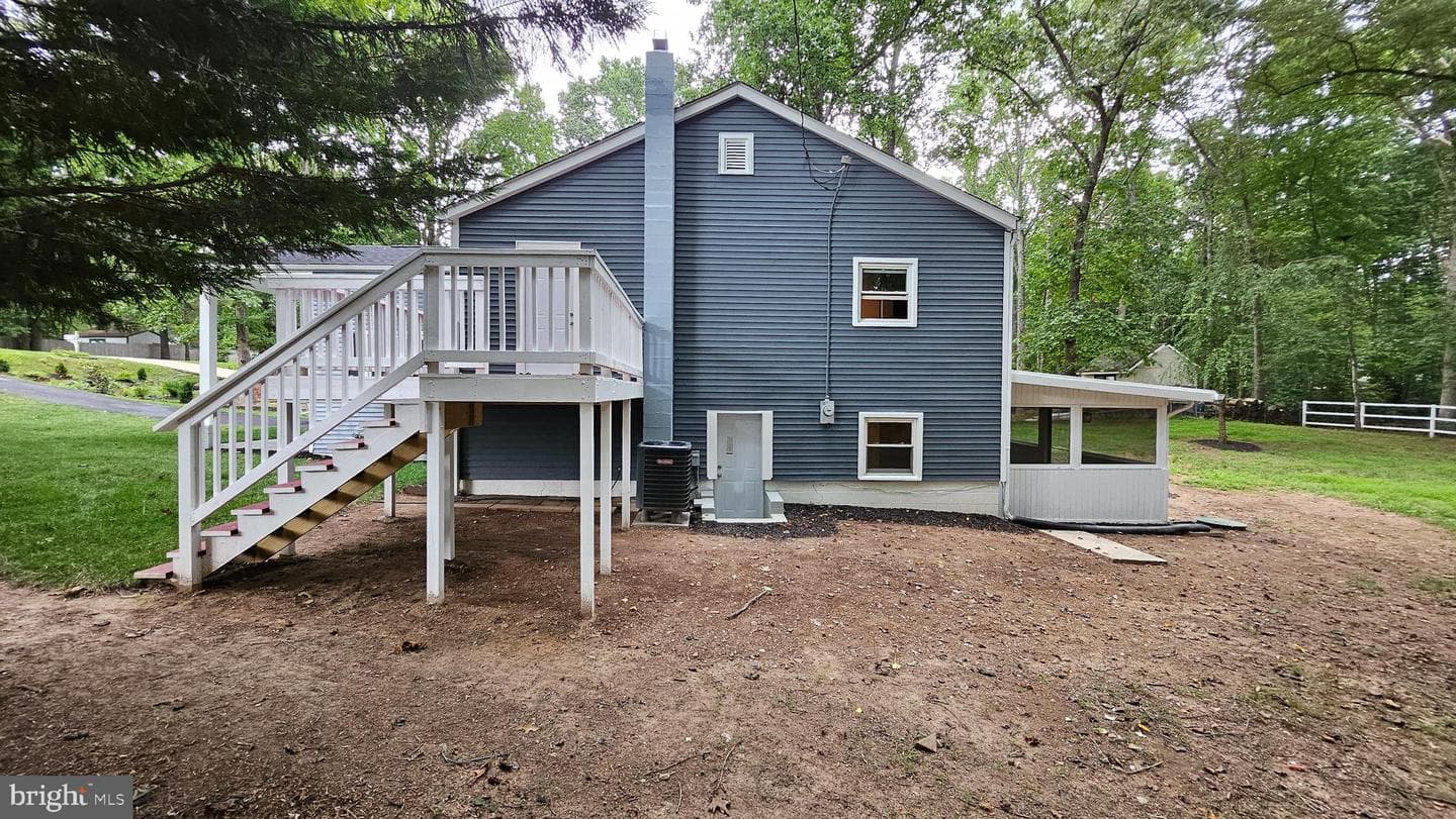 54 Hillcrest Drive photo 31