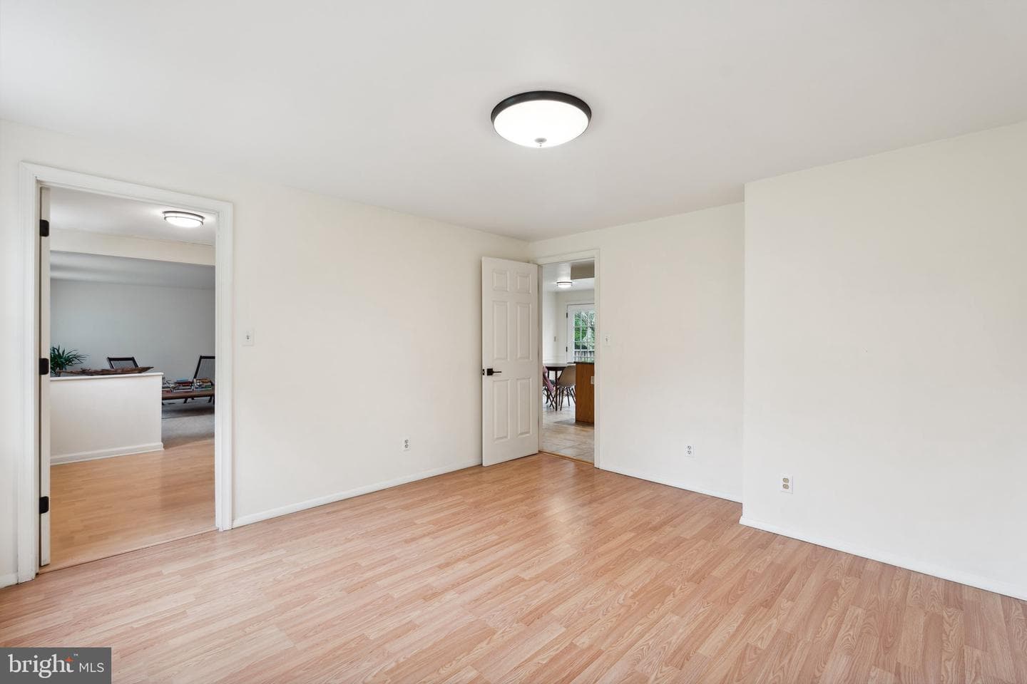 534 Marlborough Point Road photo 19