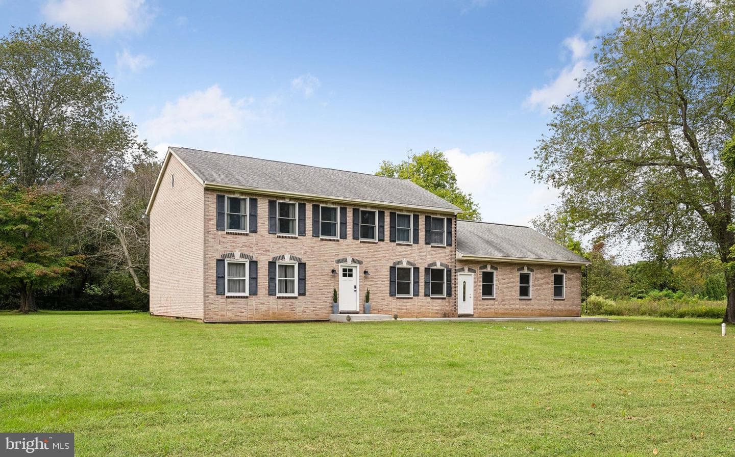 534 Marlborough Point Road photo 2