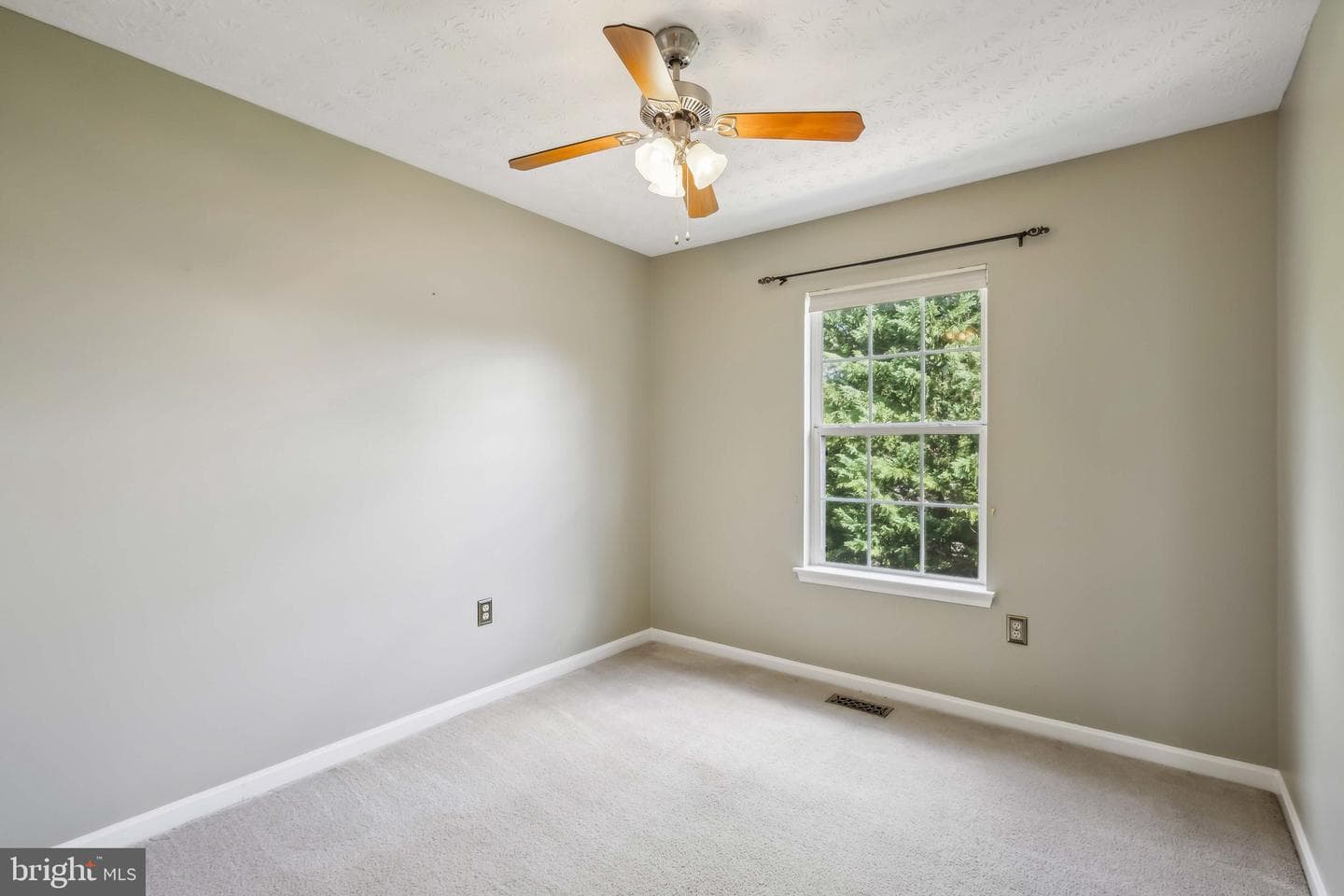 413 West Park Drive photo 17