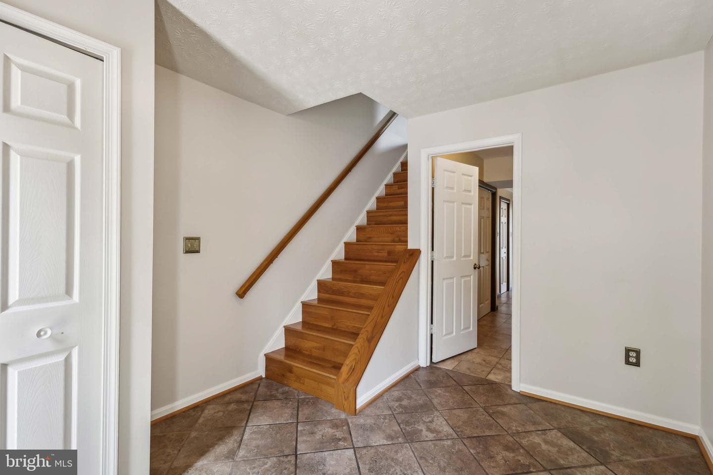 413 West Park Drive photo 22