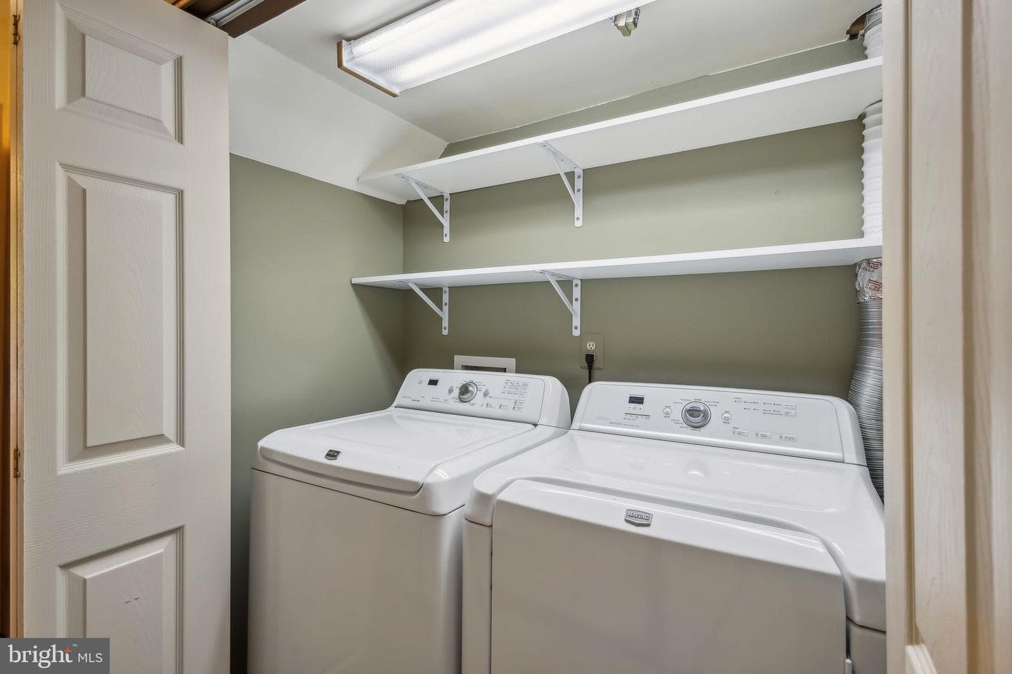 413 West Park Drive photo 23