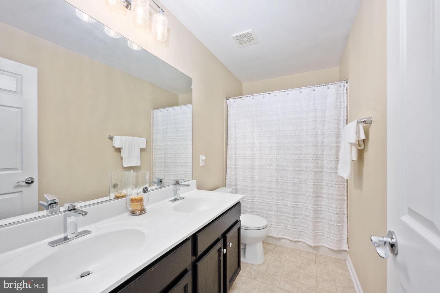 33 Charter Gate Drive photo 17
