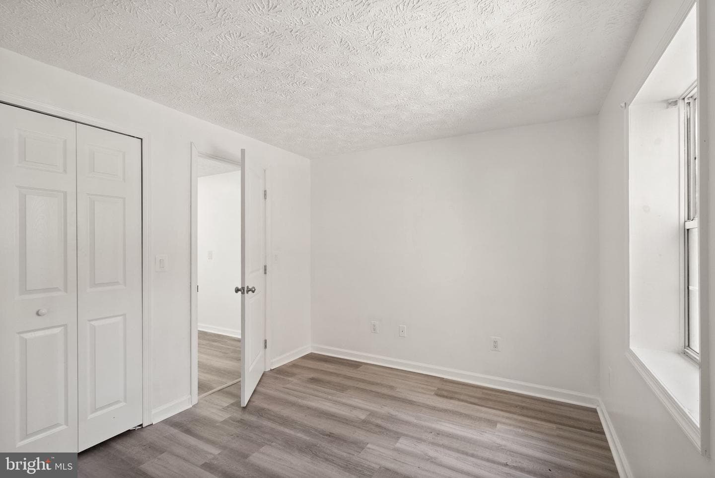 55 Meadowood Drive photo 43