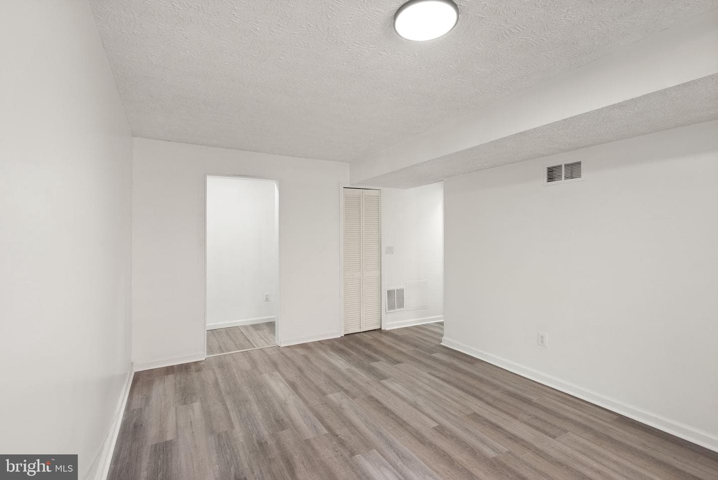 55 Meadowood Drive photo 45